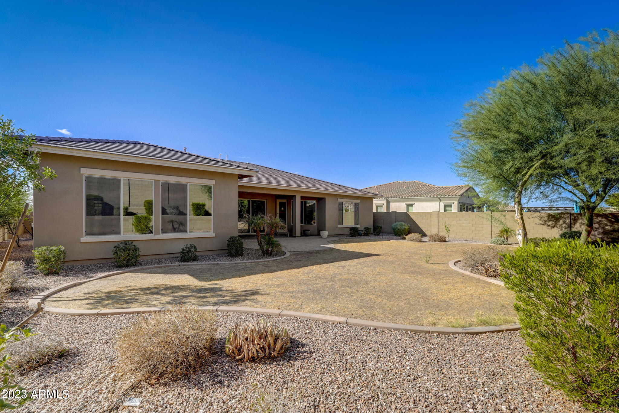 18102 W DESERT SAGE Drive