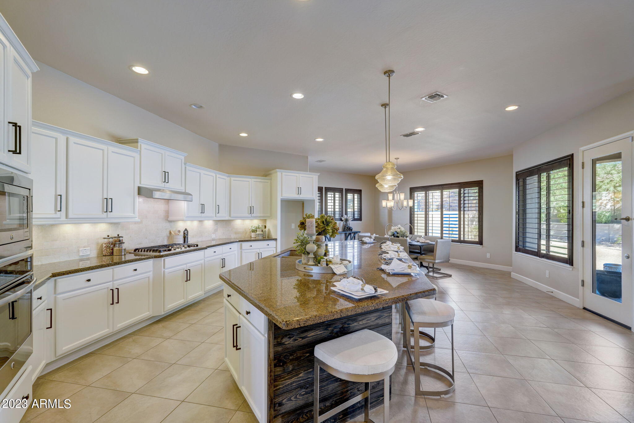 18102 W DESERT SAGE Drive