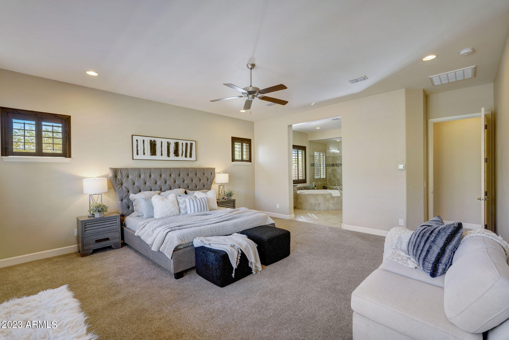 18102 W DESERT SAGE Drive