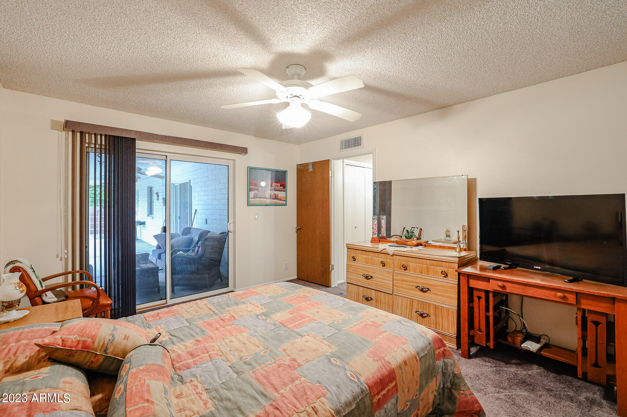 5111 E ESCONDIDO Avenue