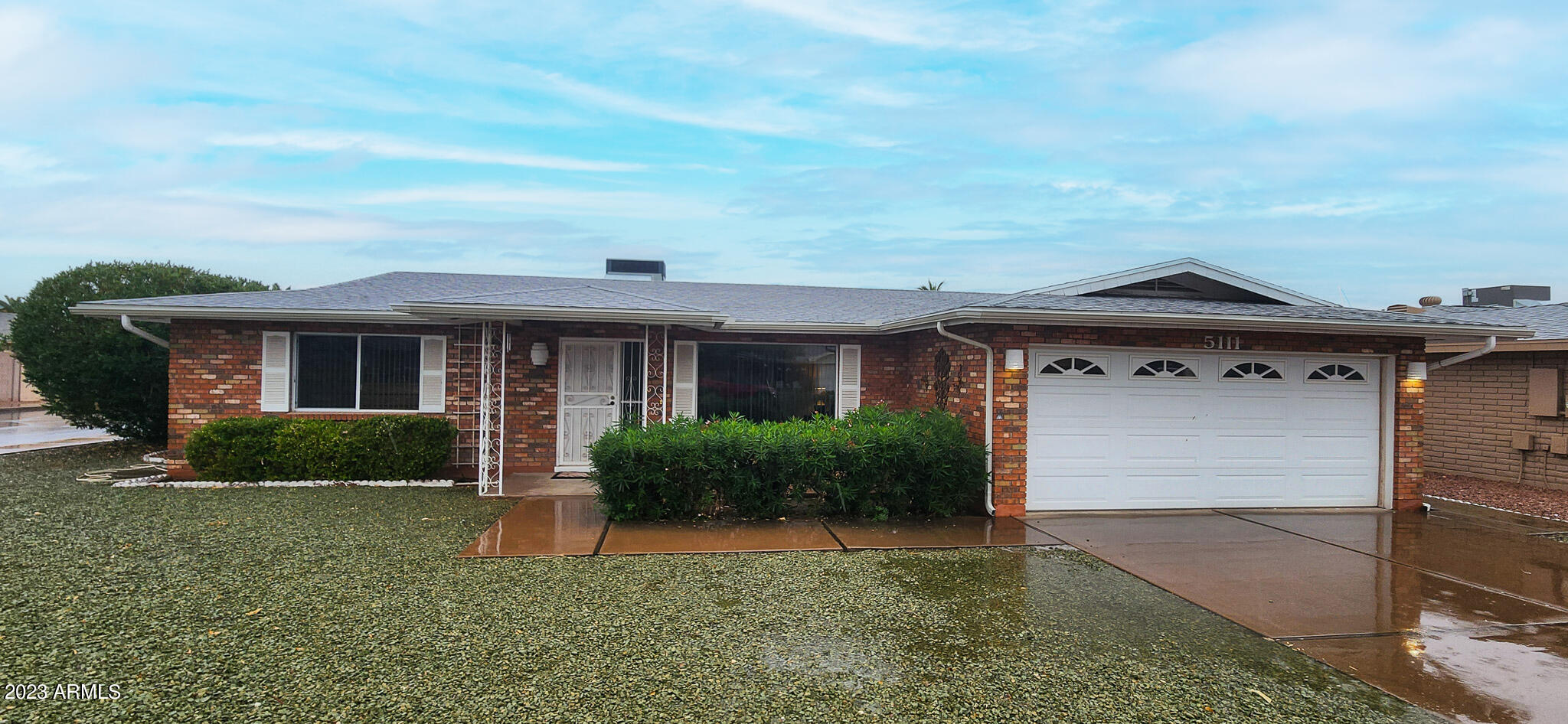 5111 E ESCONDIDO Avenue