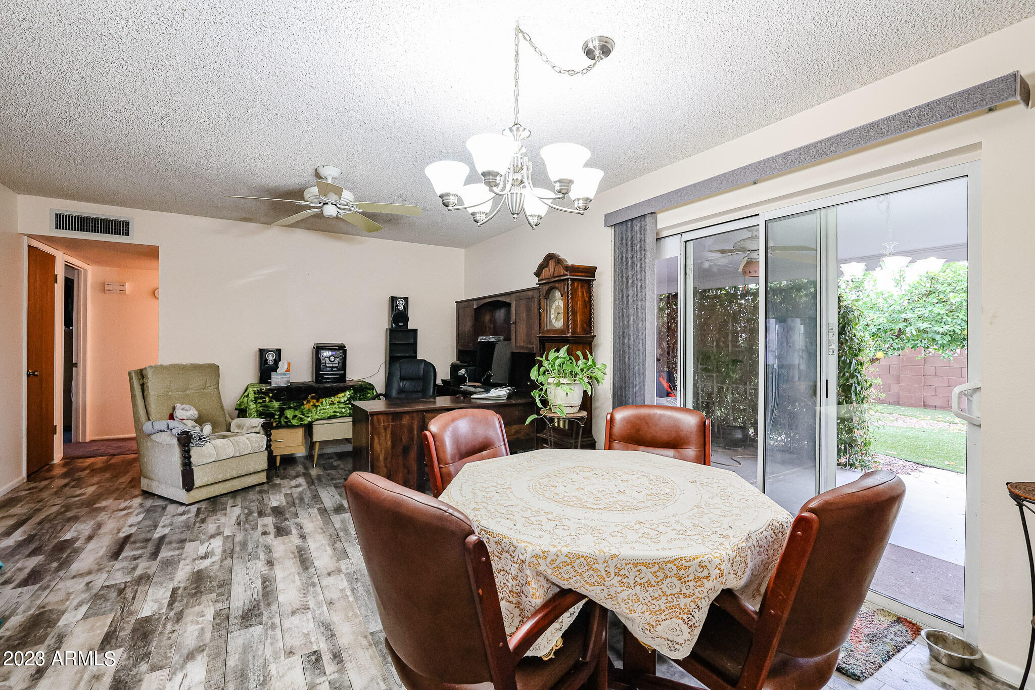 5111 E ESCONDIDO Avenue