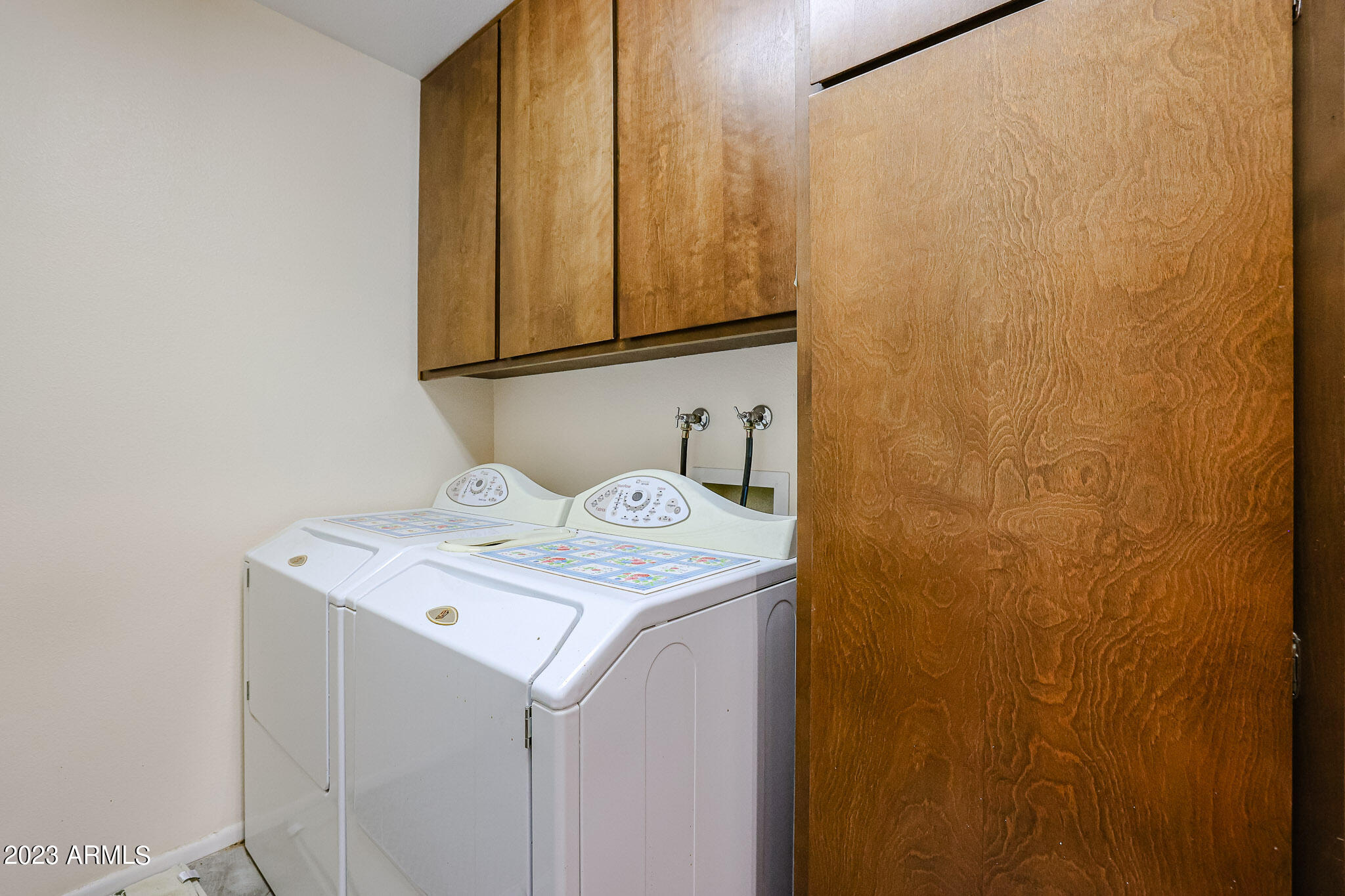 5111 E ESCONDIDO Avenue