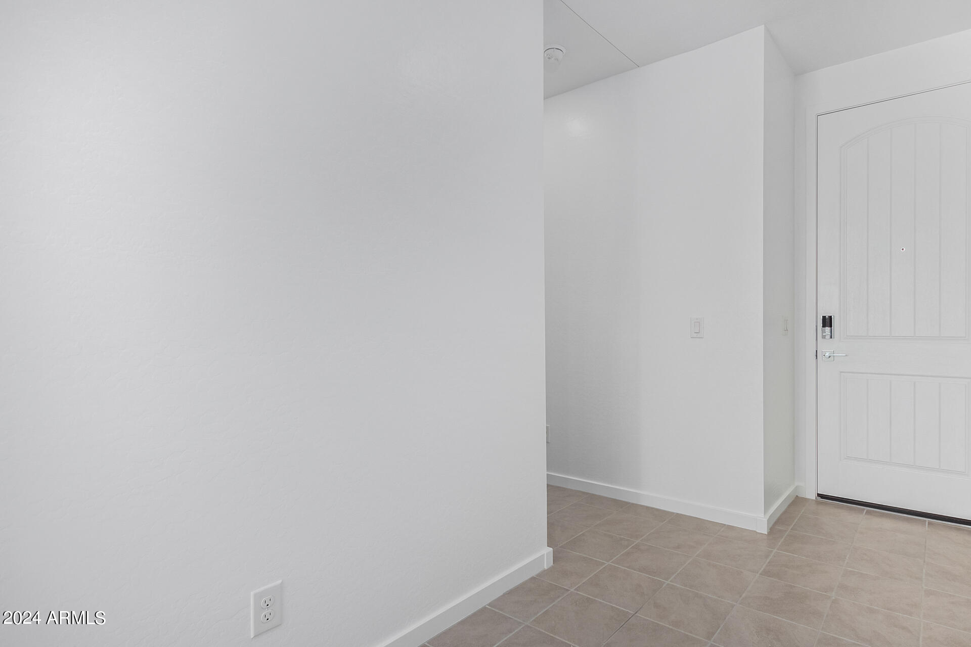 16009 W SMOKETREE Drive