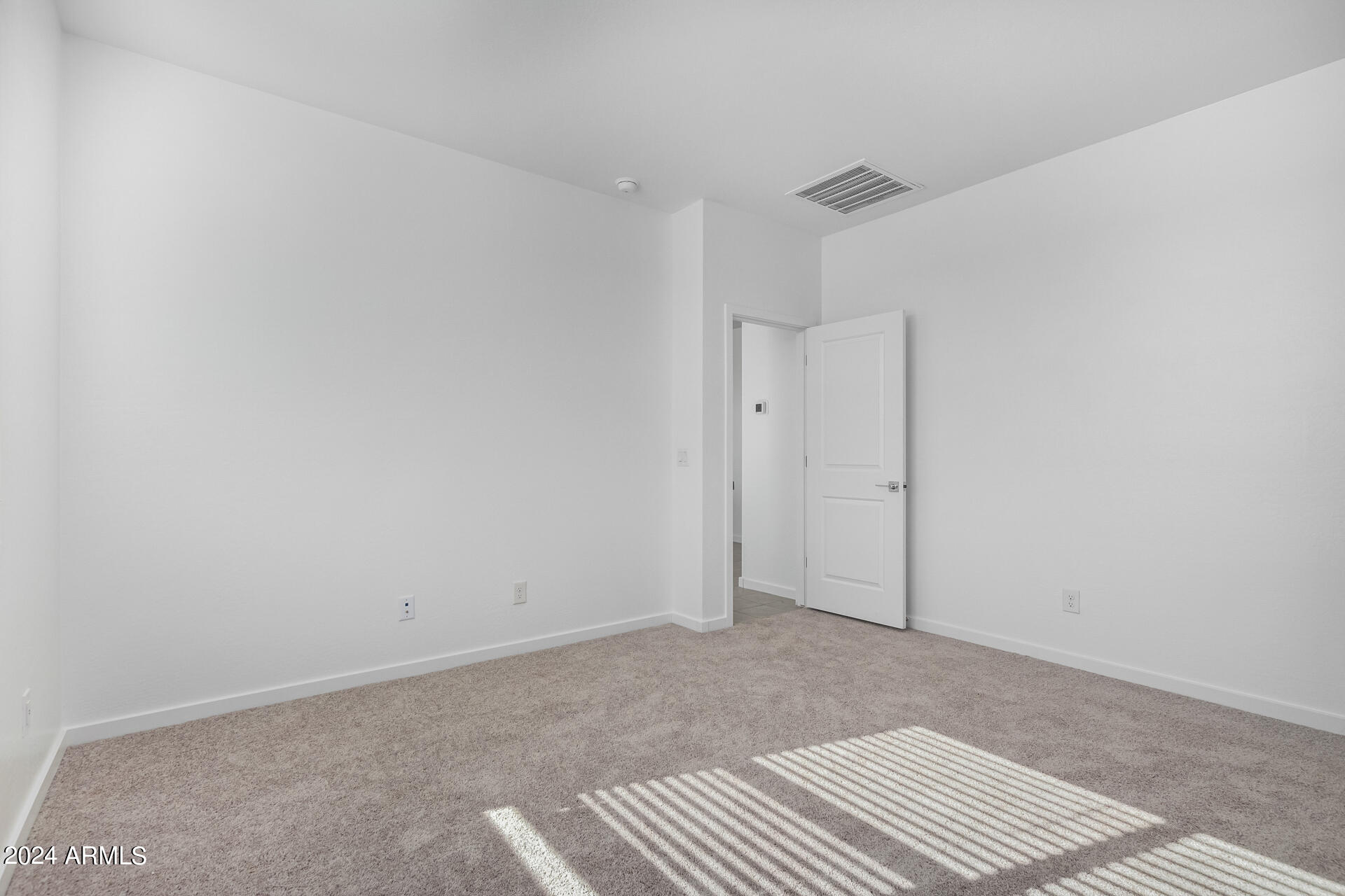 16009 W SMOKETREE Drive