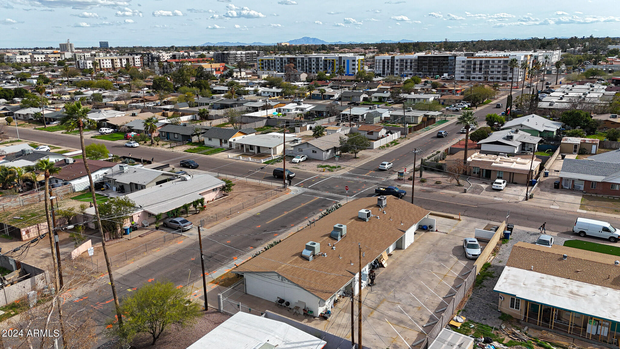 1978 E DON CARLOS Avenue