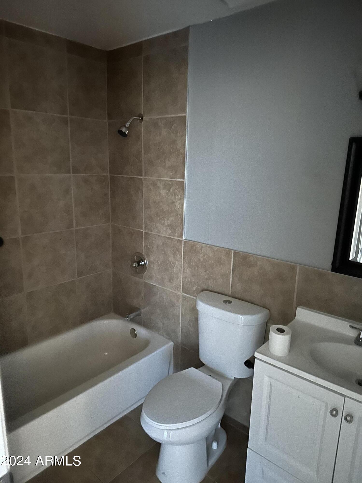 1978 E DON CARLOS Avenue