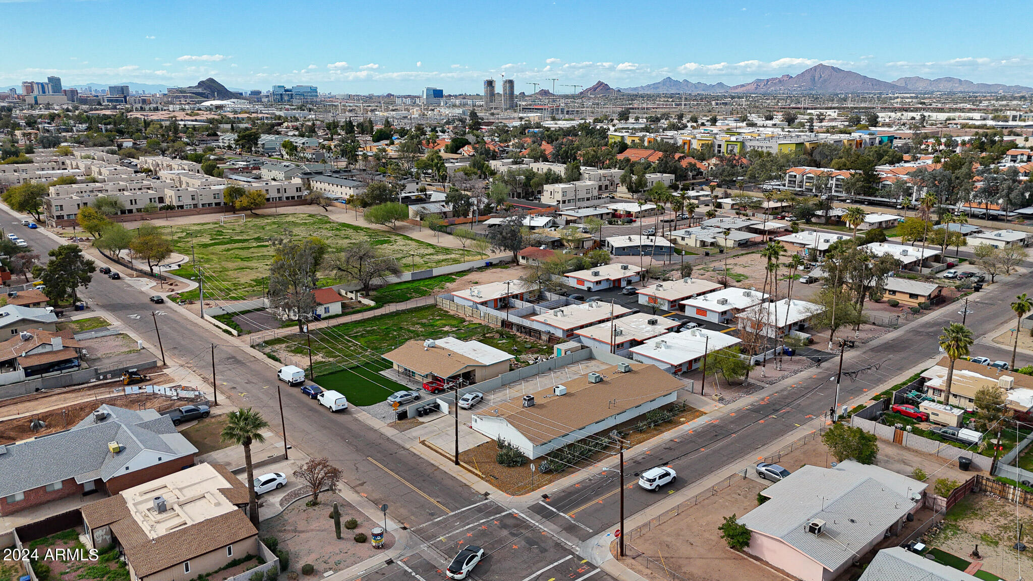 1978 E DON CARLOS Avenue