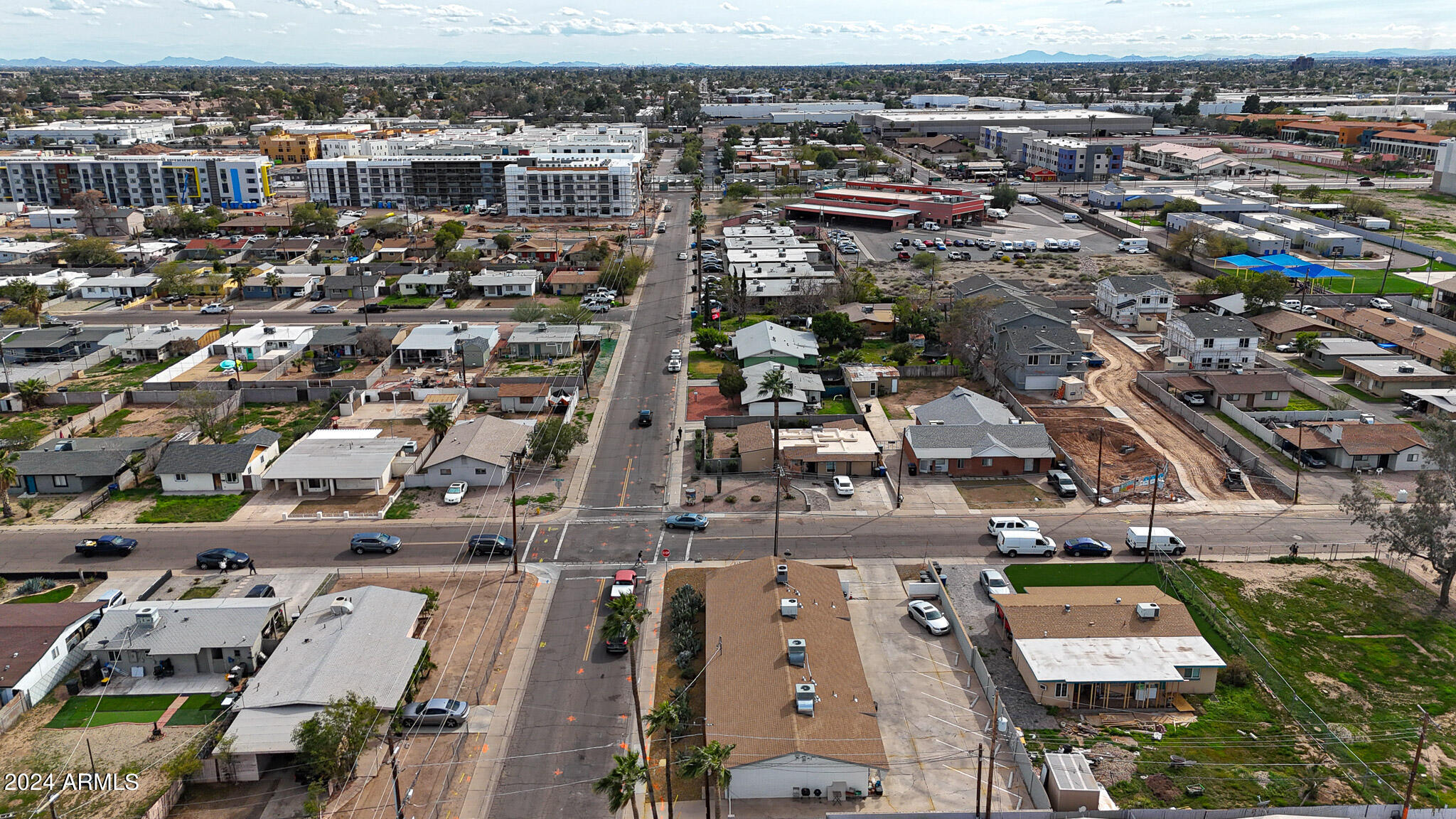 1978 E DON CARLOS Avenue