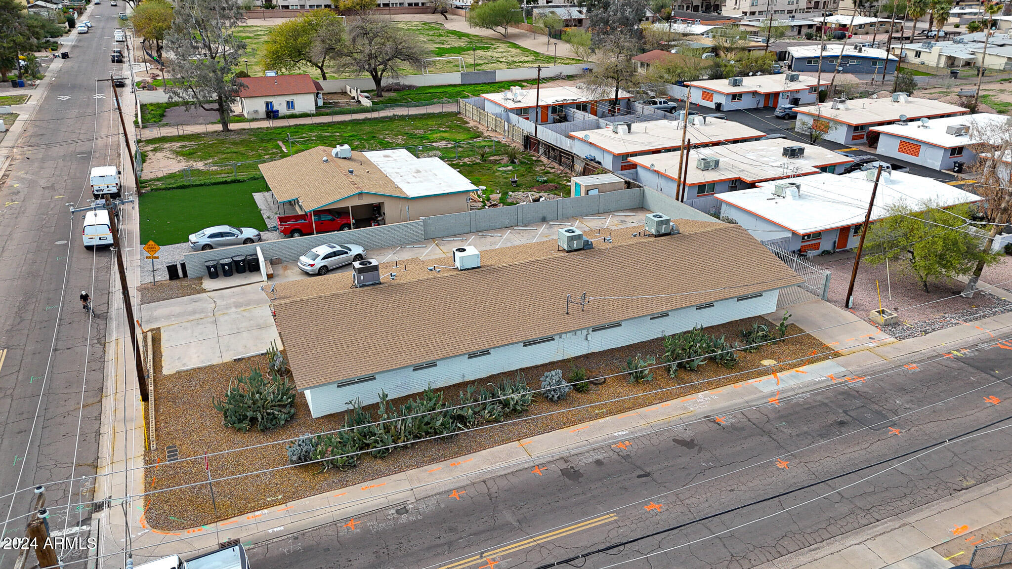 1978 E DON CARLOS Avenue