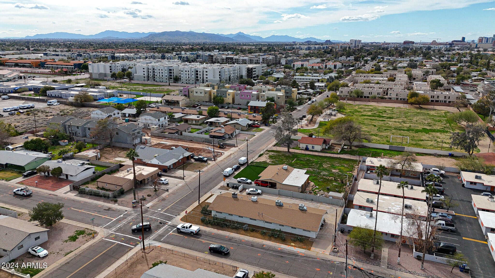 1978 E DON CARLOS Avenue