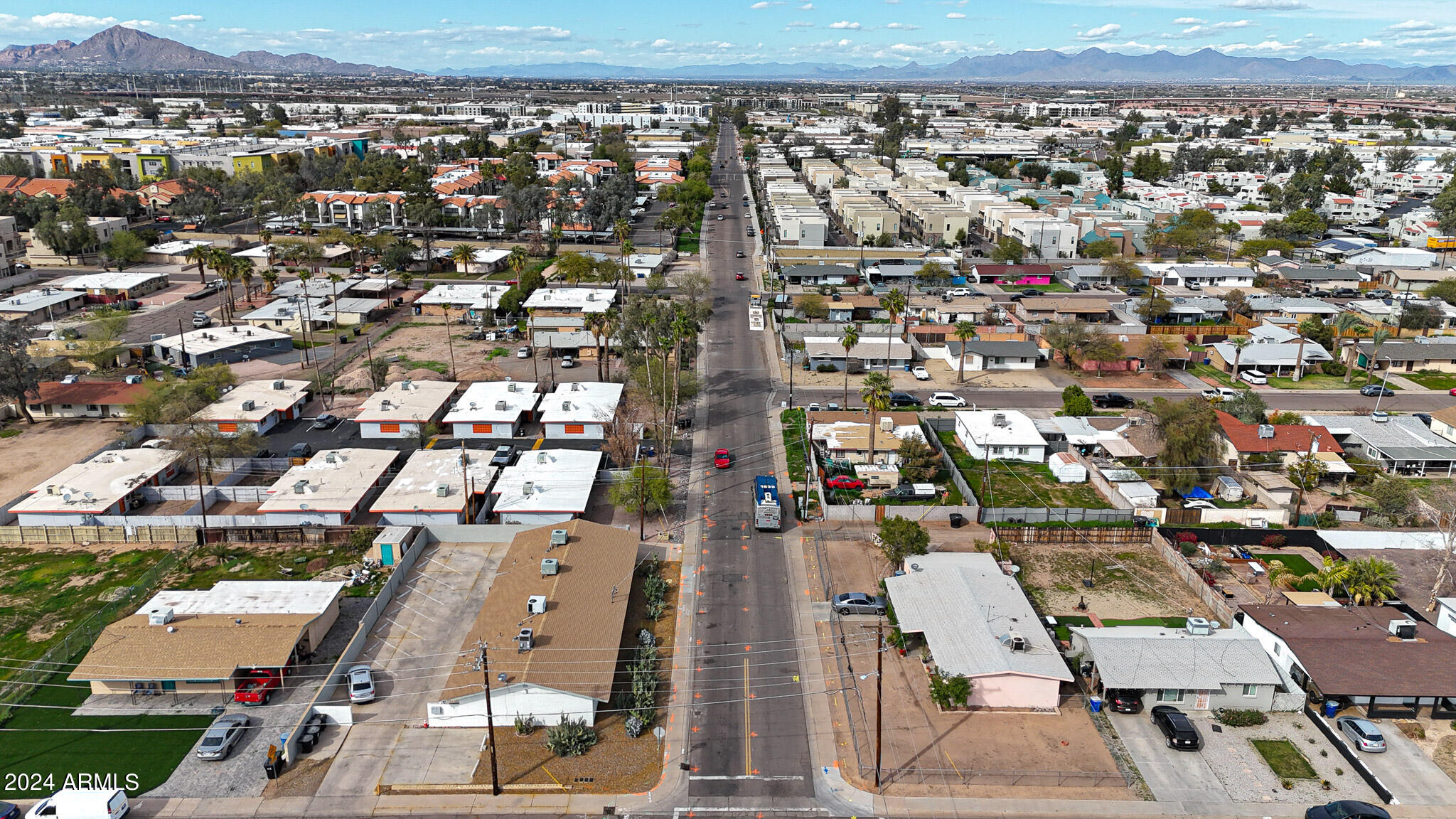 1978 E DON CARLOS Avenue