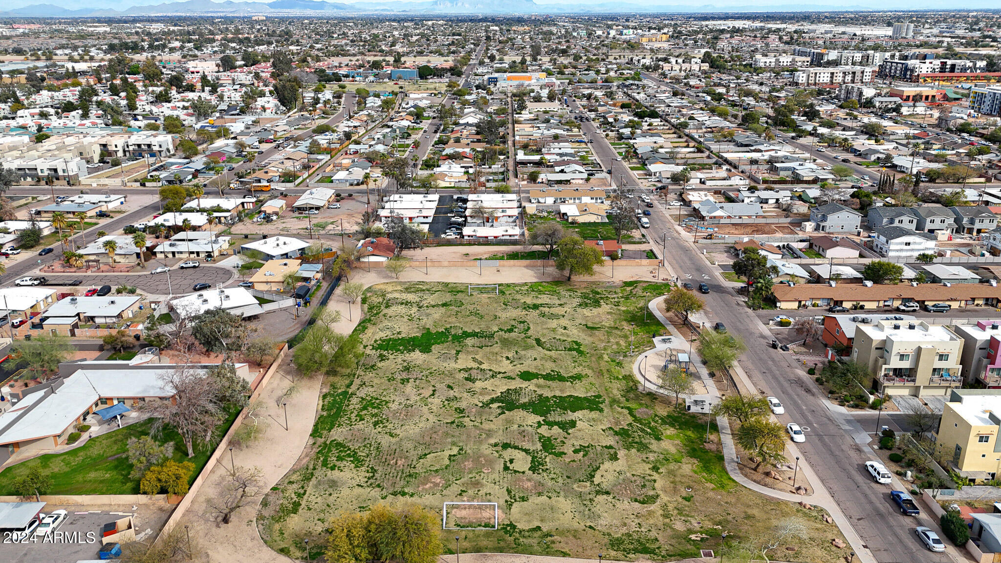 1978 E DON CARLOS Avenue