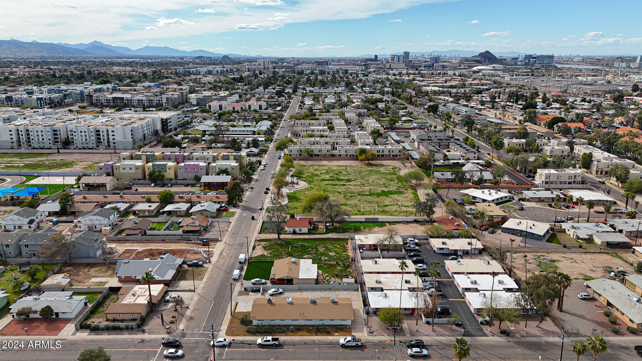 1978 E DON CARLOS Avenue