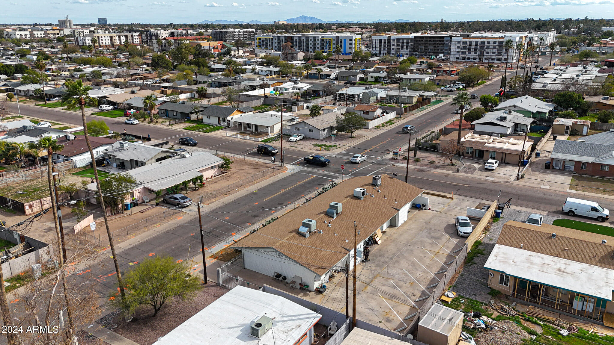 1978 E DON CARLOS Avenue