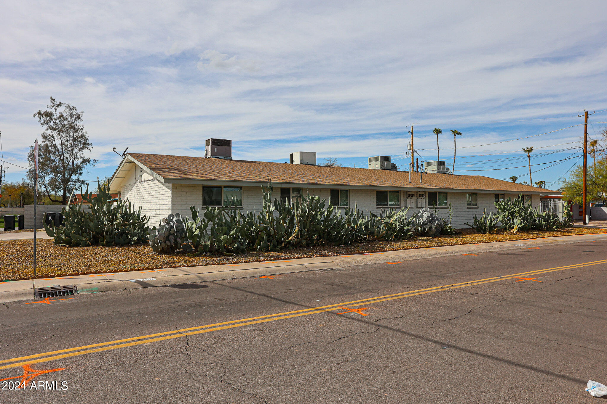 1978 E DON CARLOS Avenue