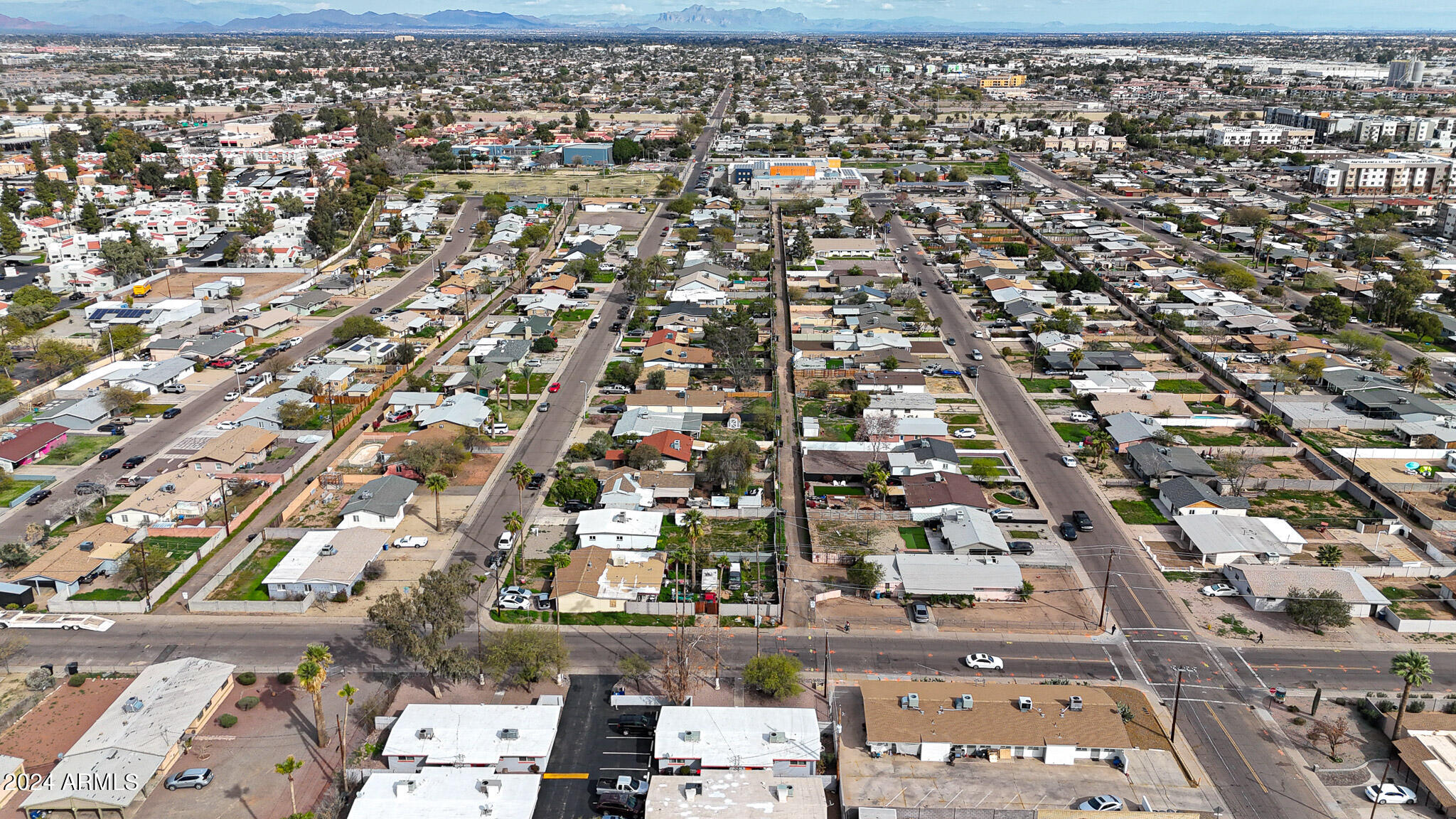 1978 E DON CARLOS Avenue