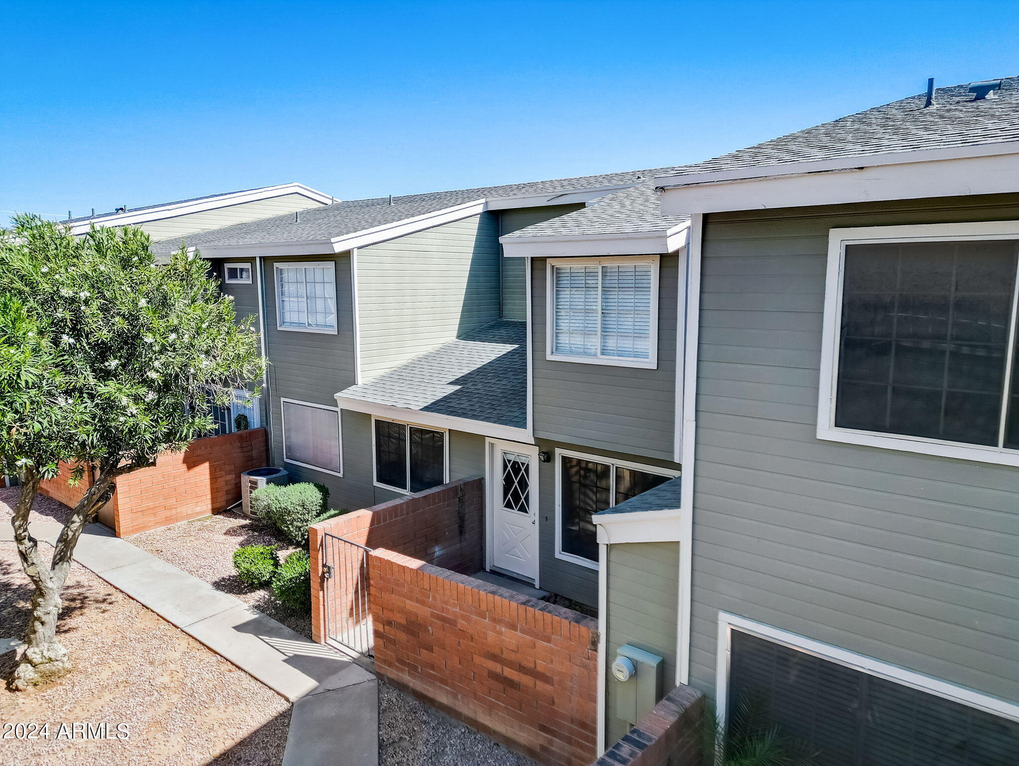 2301 E UNIVERSITY Drive, 160