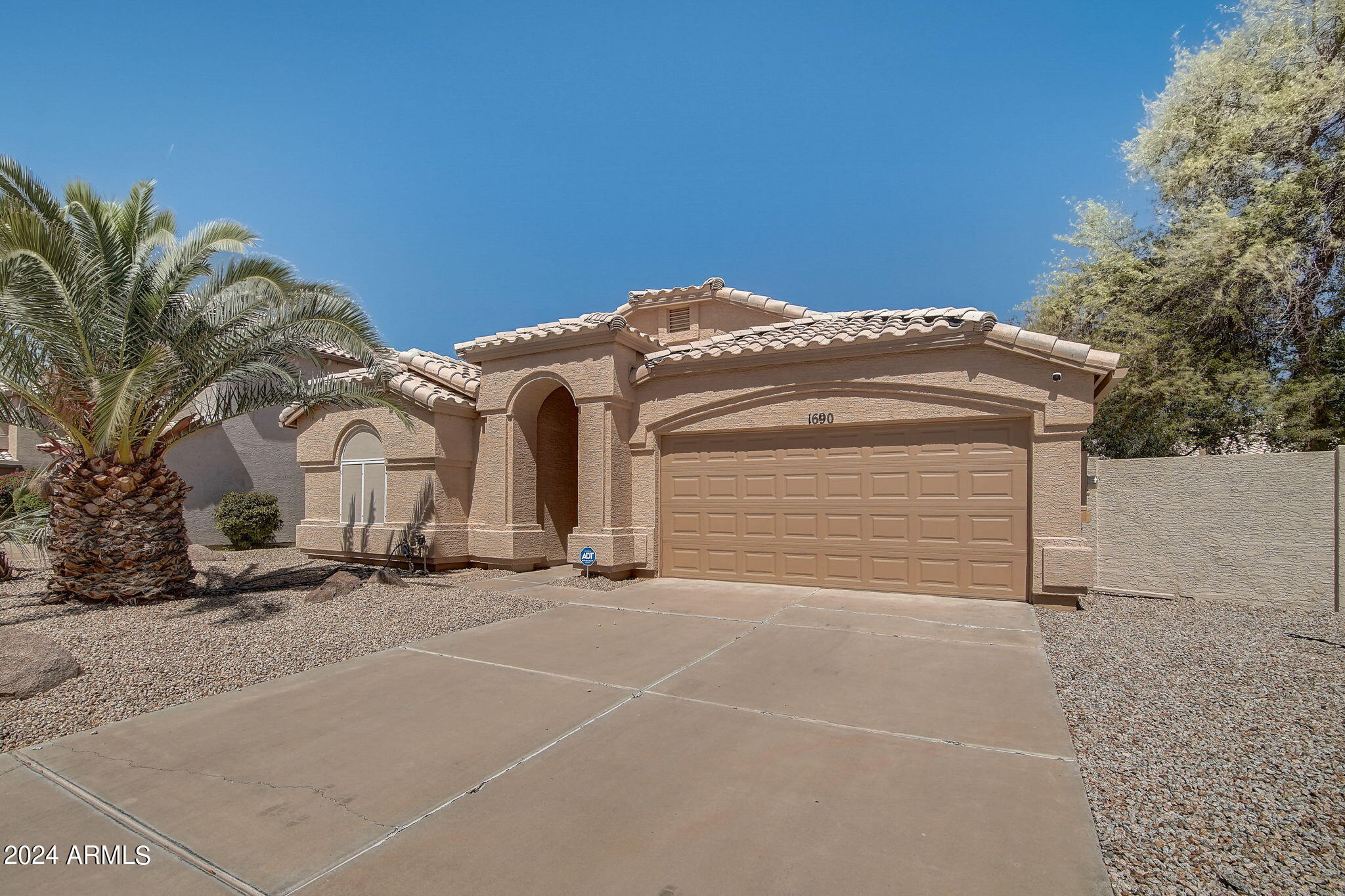 1690 W SAN REMO Street