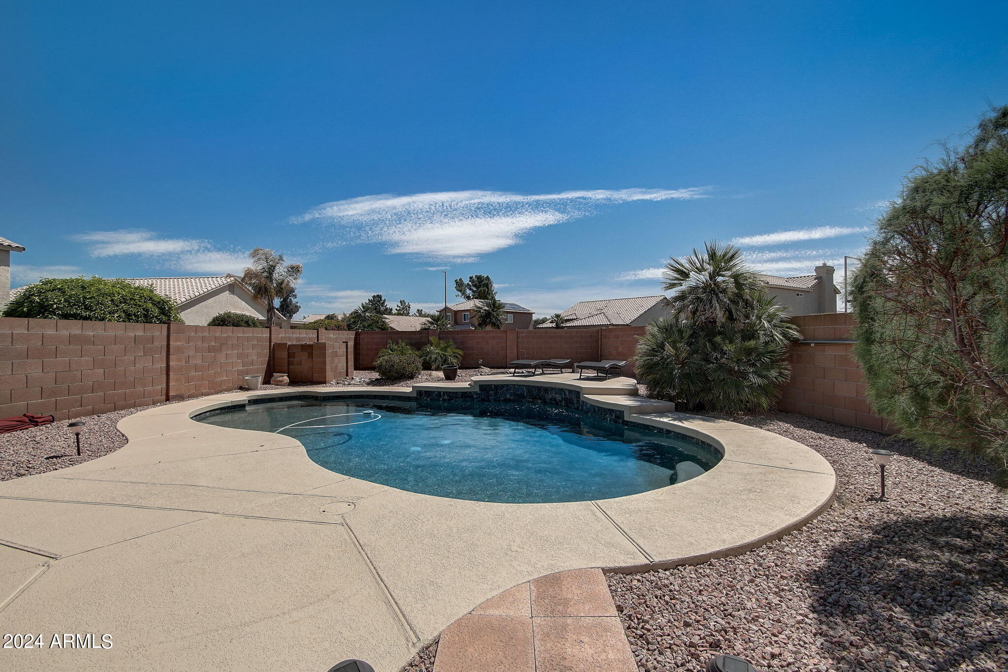 1690 W SAN REMO Street