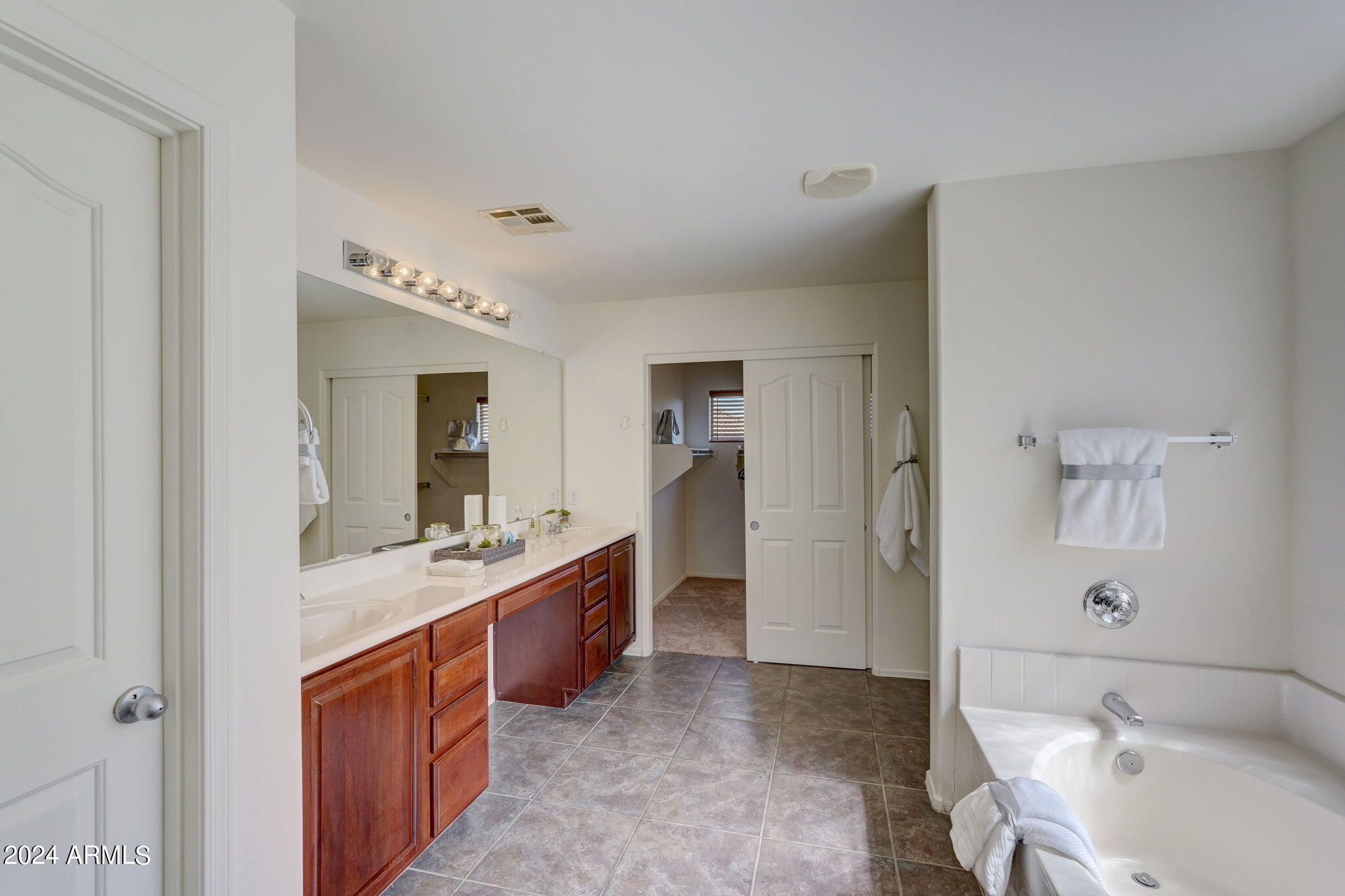 36505 W VELAZQUEZ Drive