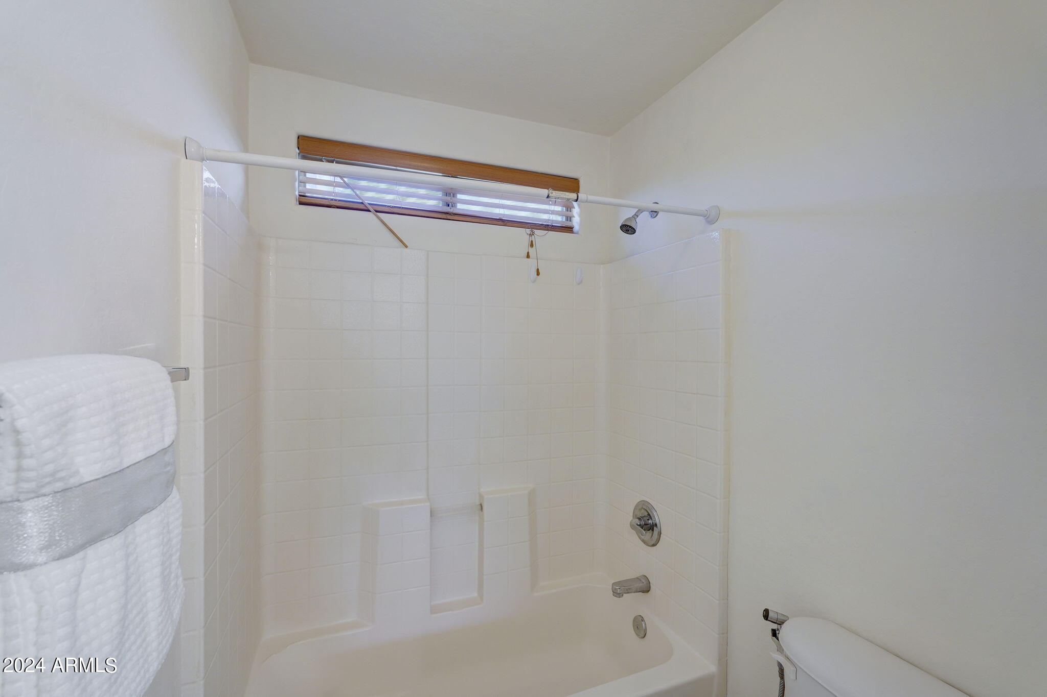 36505 W VELAZQUEZ Drive