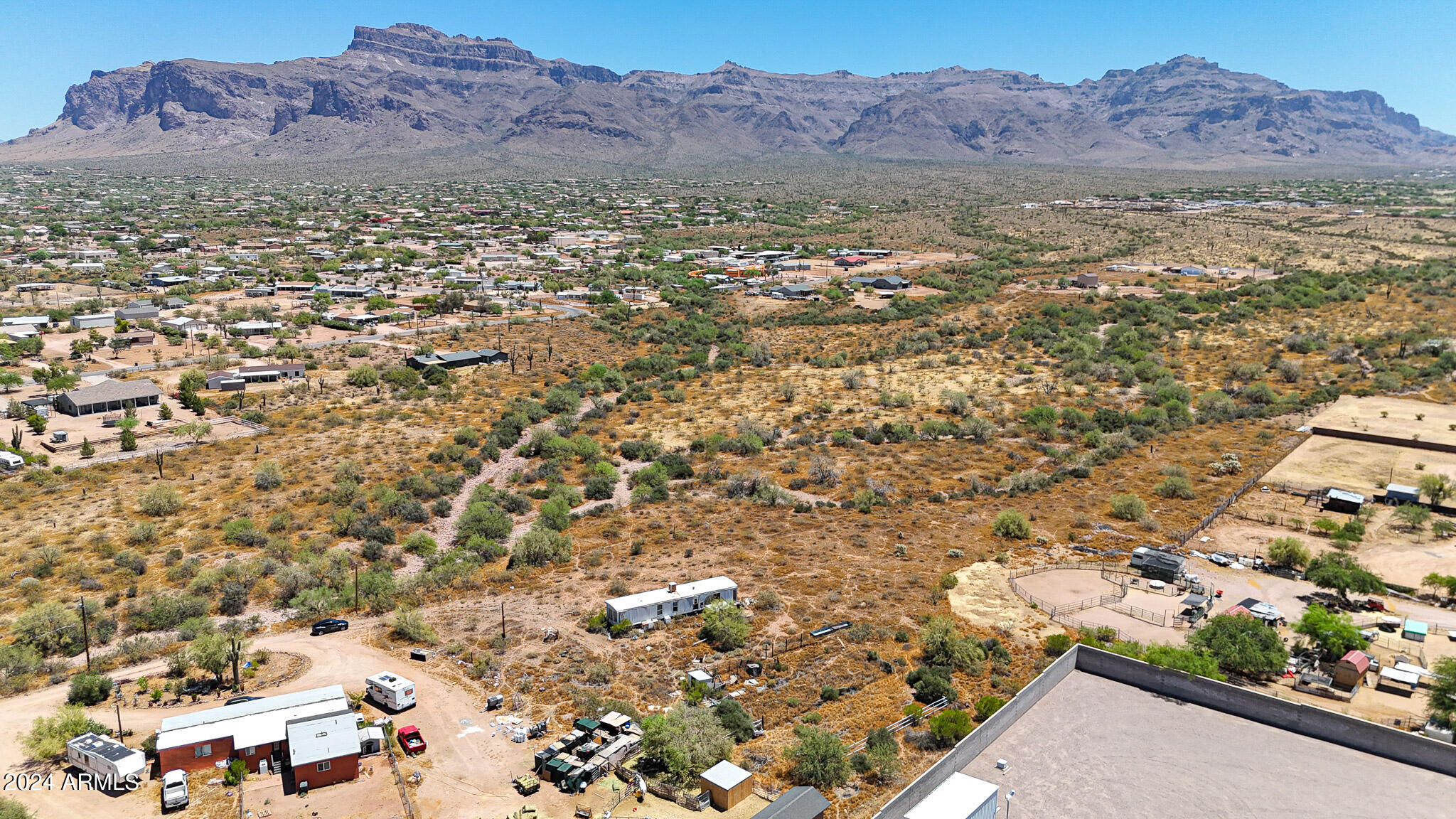 4975 E 30TH Avenue, 0