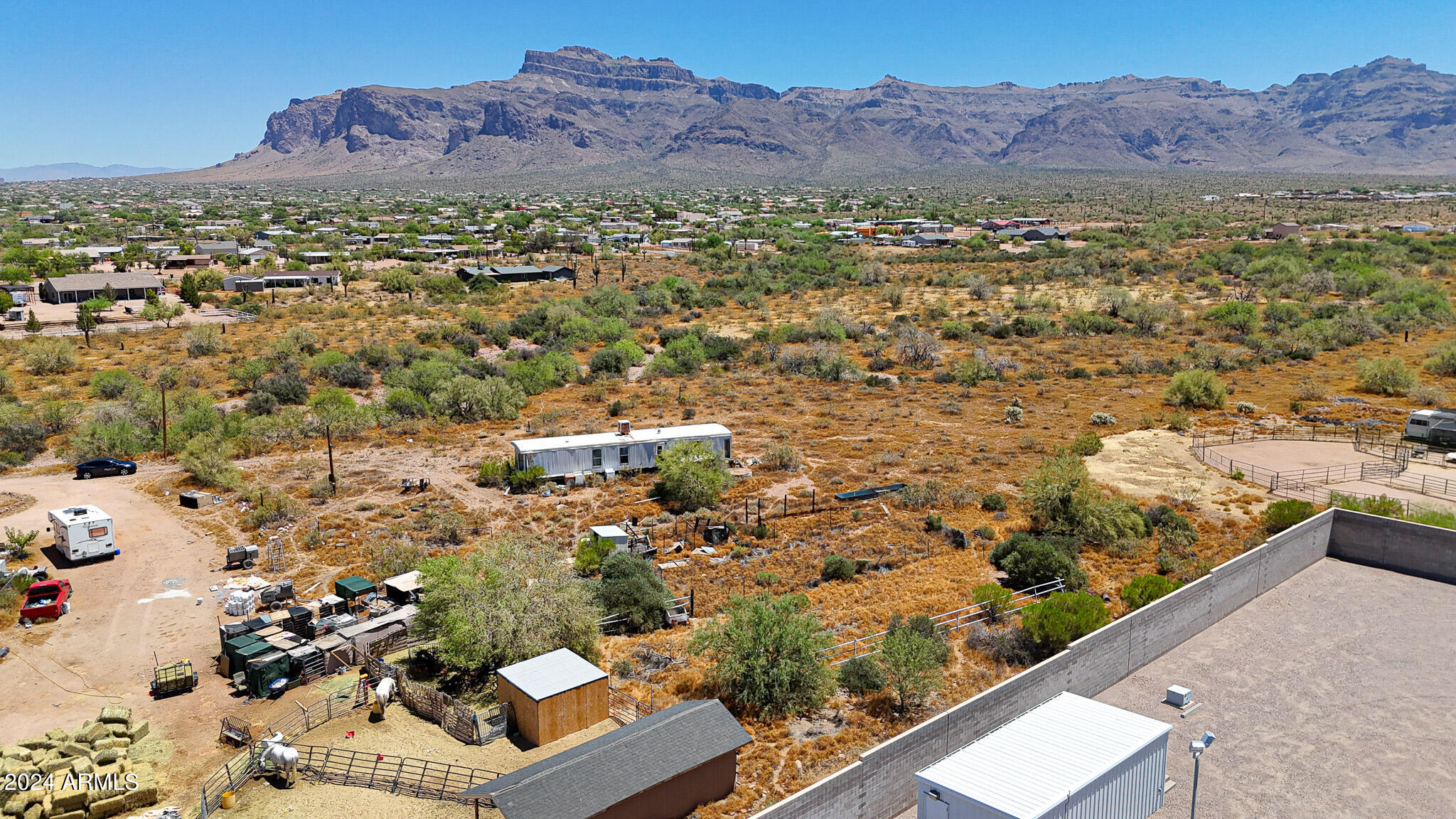 4975 E 30TH Avenue, 0