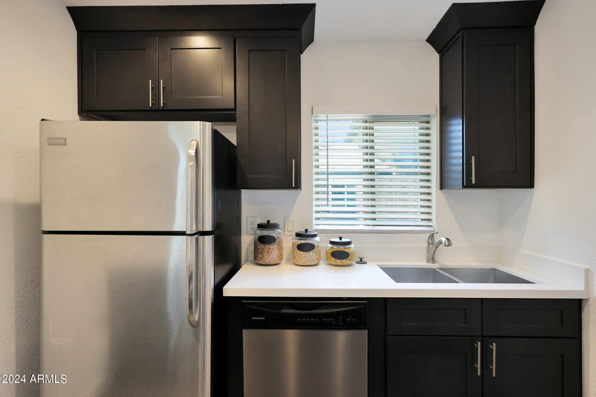 286 W PALOMINO Drive, 177