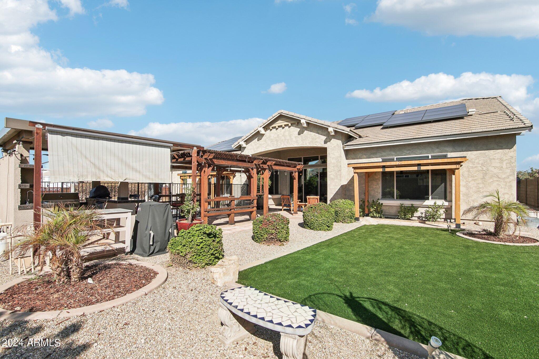 9333 W LOS GATOS Drive