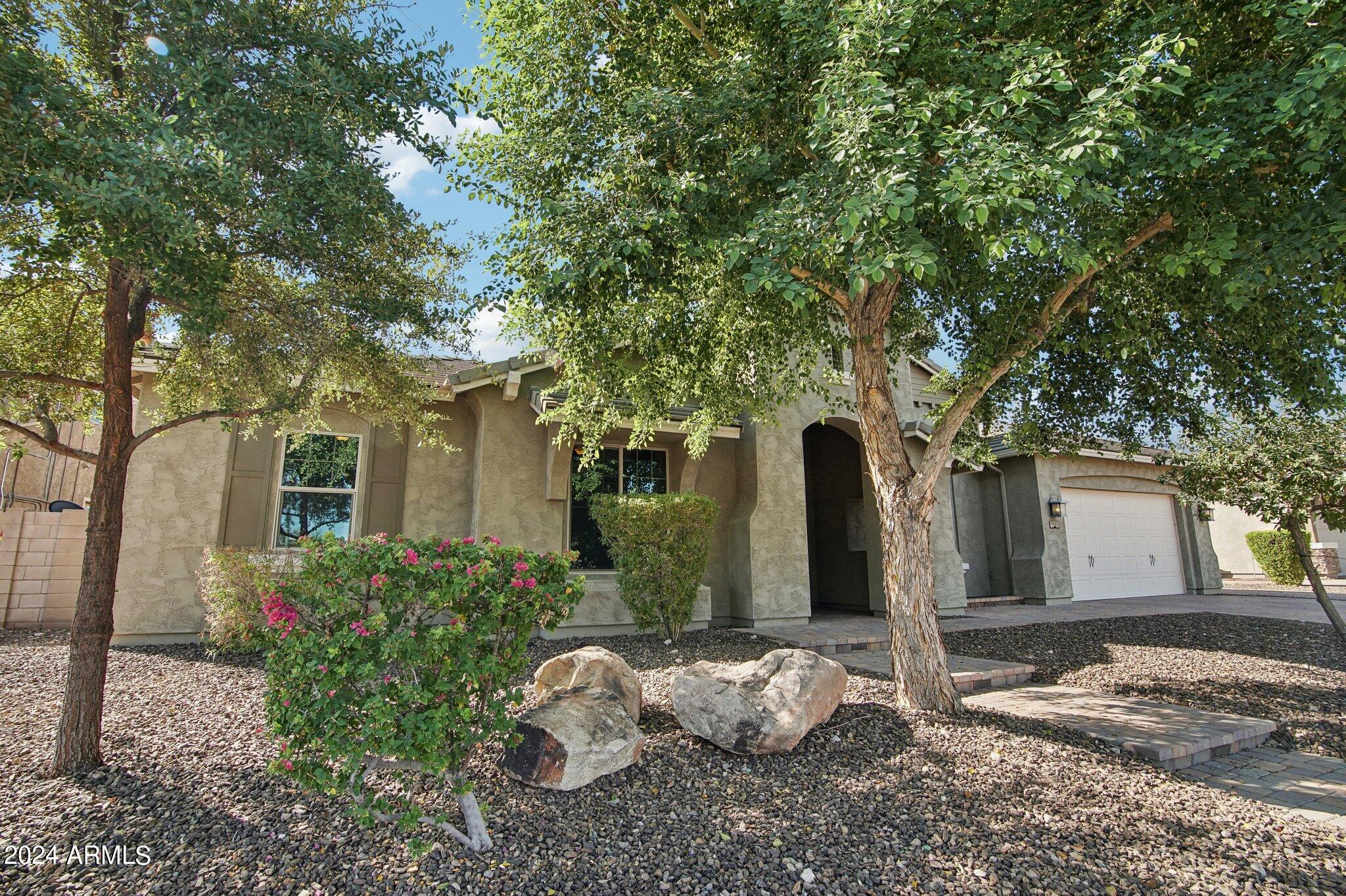 9333 W LOS GATOS Drive