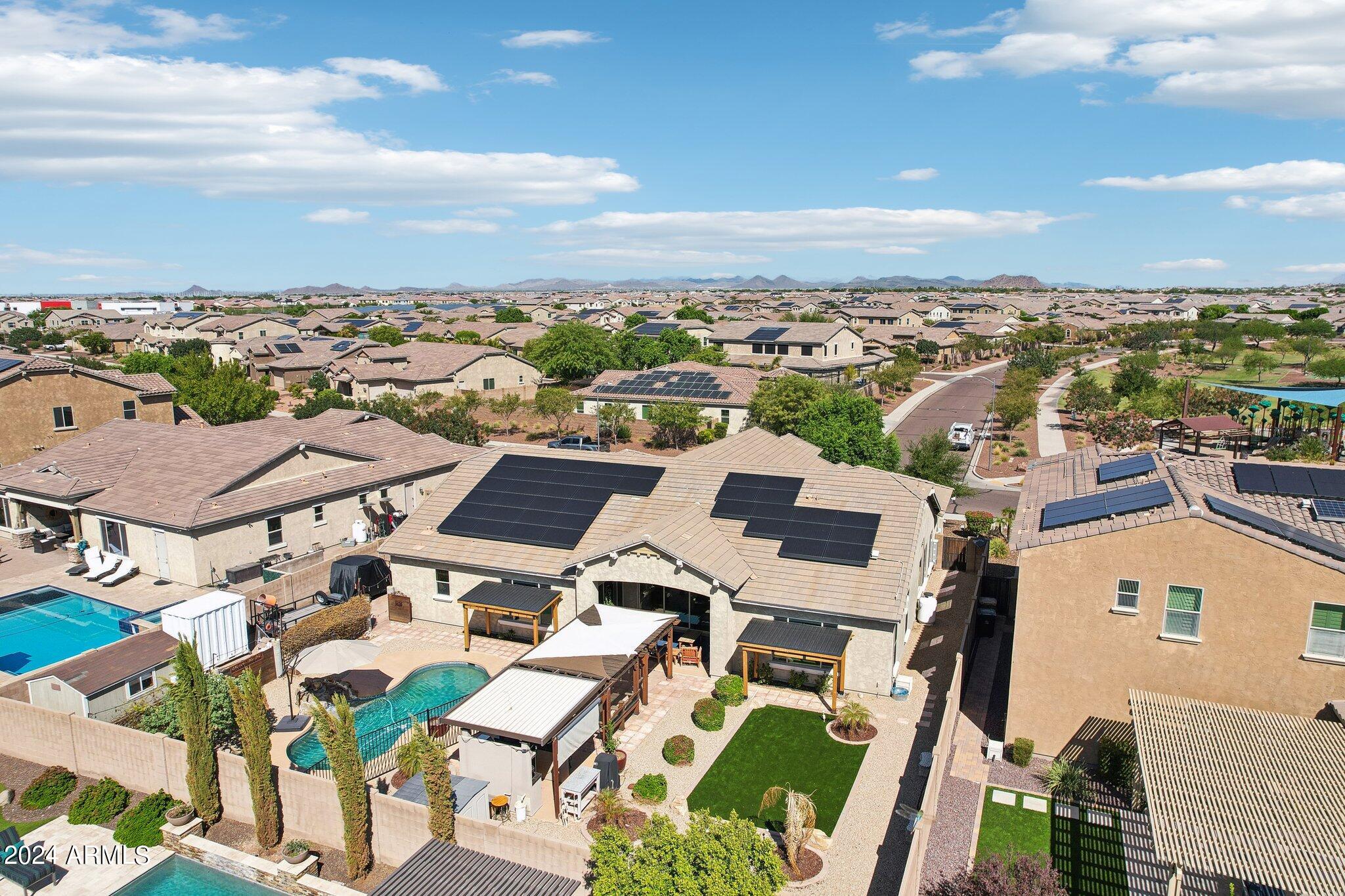 9333 W LOS GATOS Drive