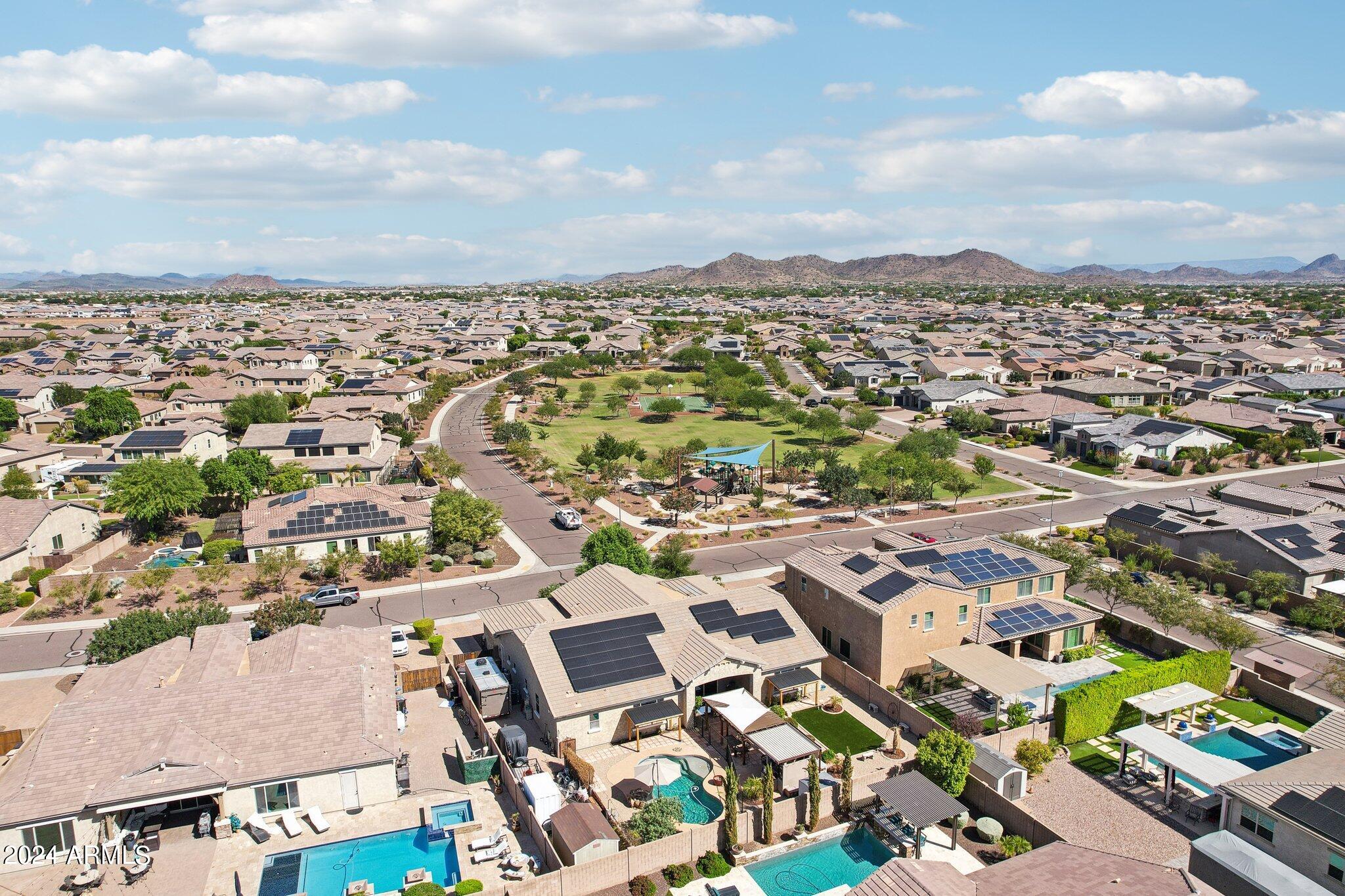 9333 W LOS GATOS Drive