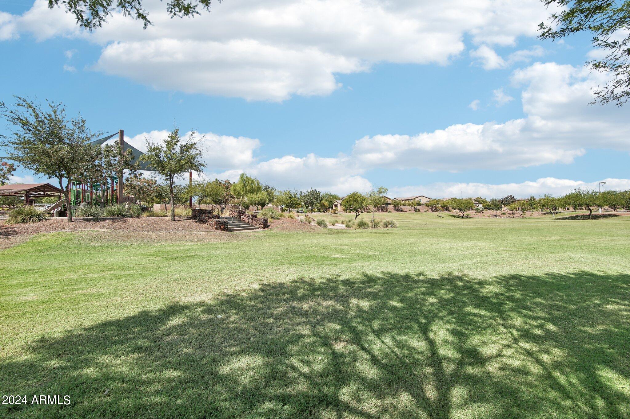 9333 W LOS GATOS Drive