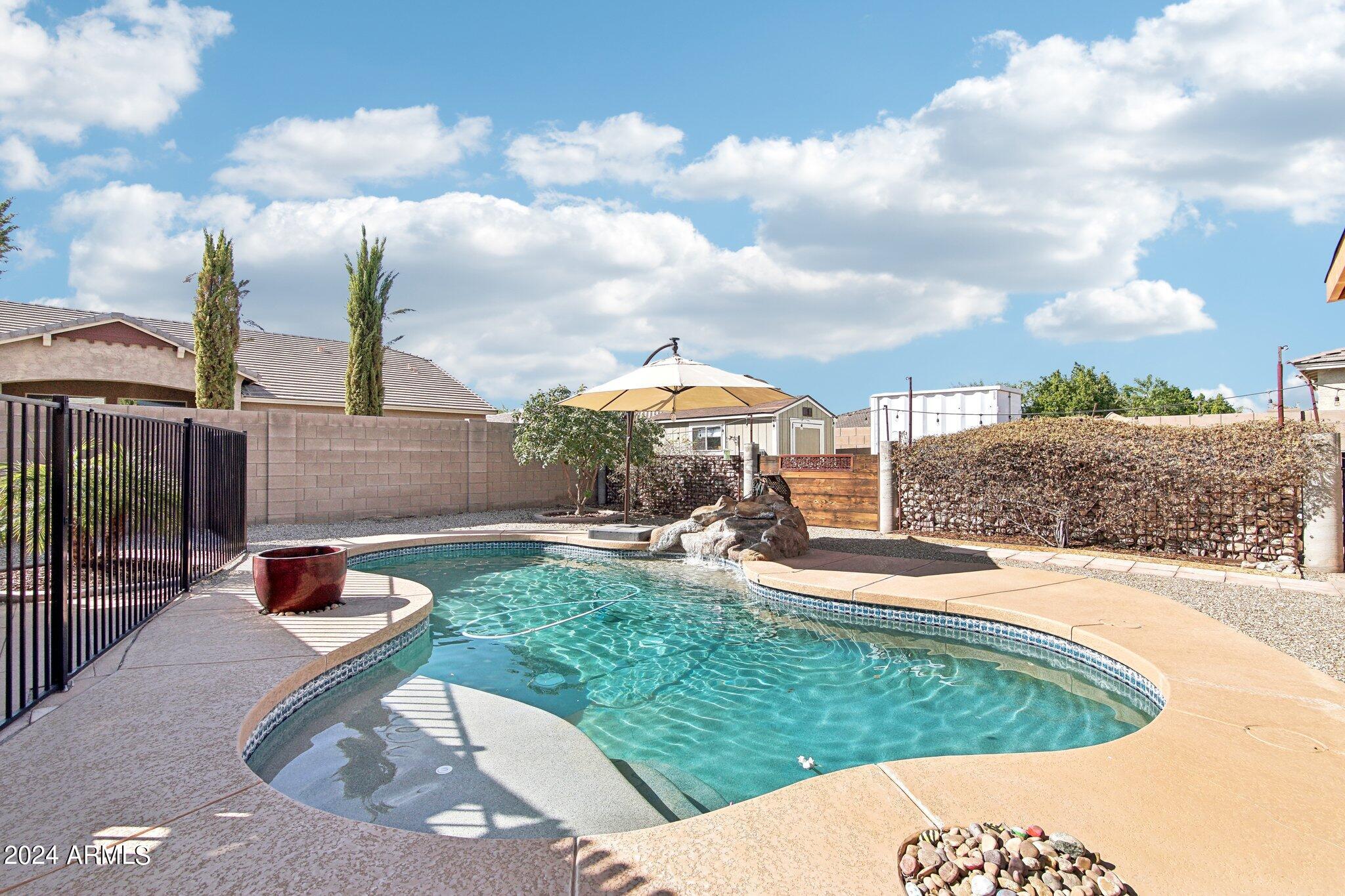 9333 W LOS GATOS Drive