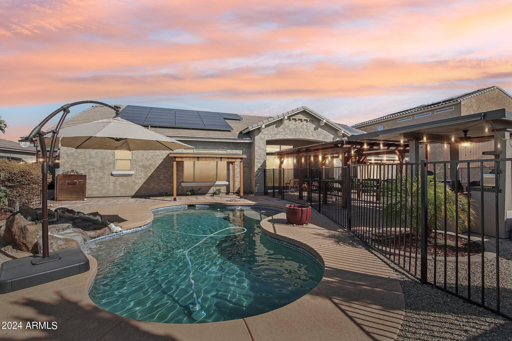 9333 W LOS GATOS Drive