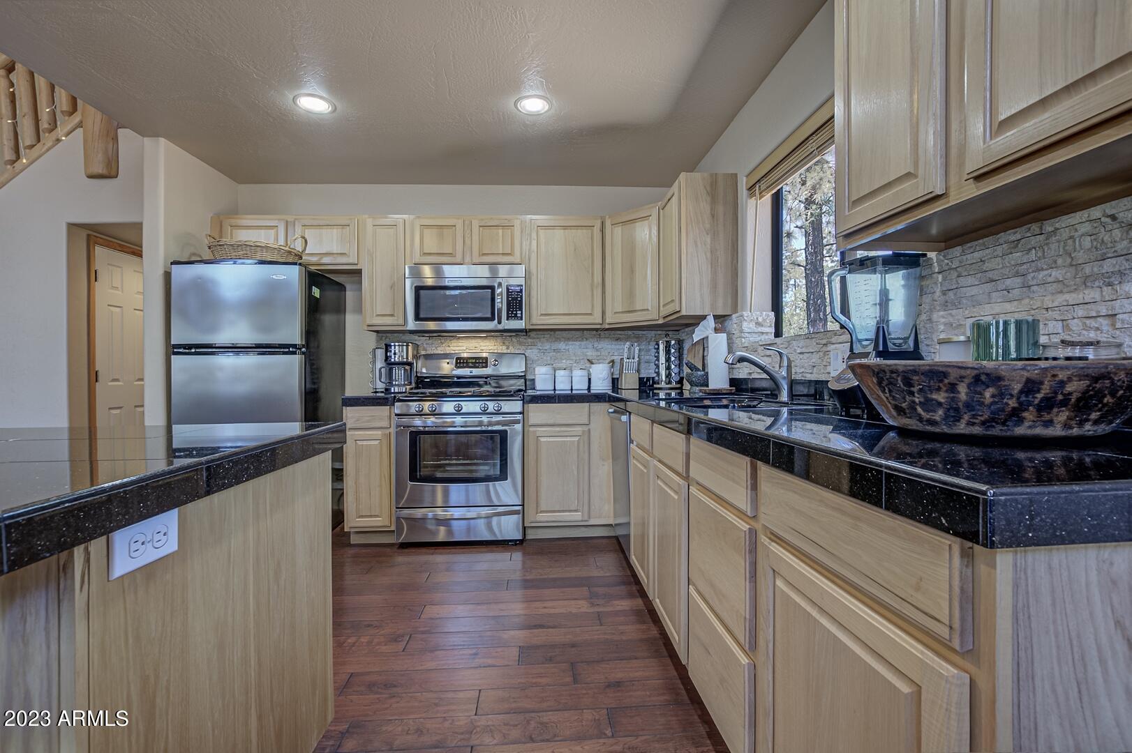 6740 W MYSTICAL Circle