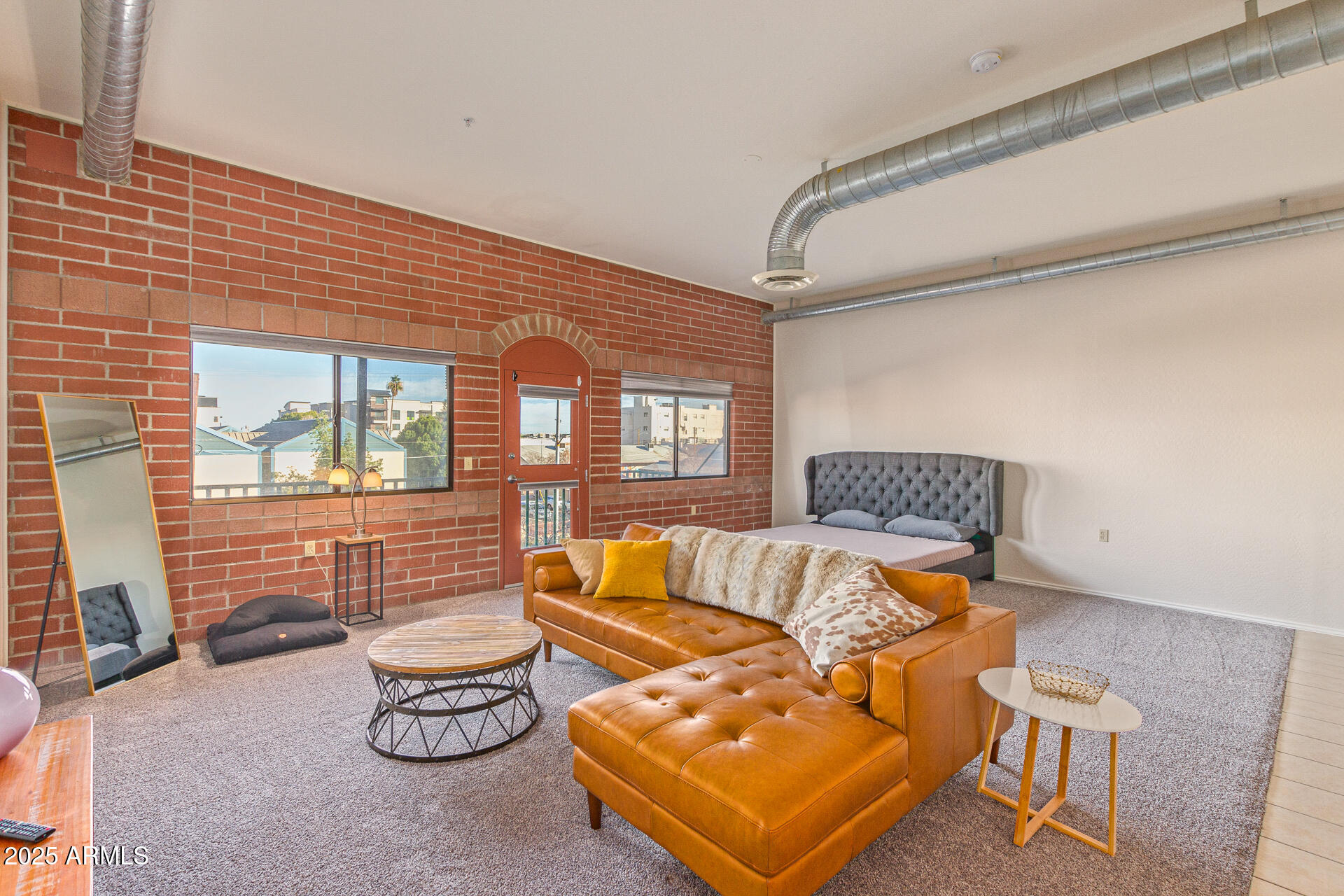 424 S 2ND Street, 203