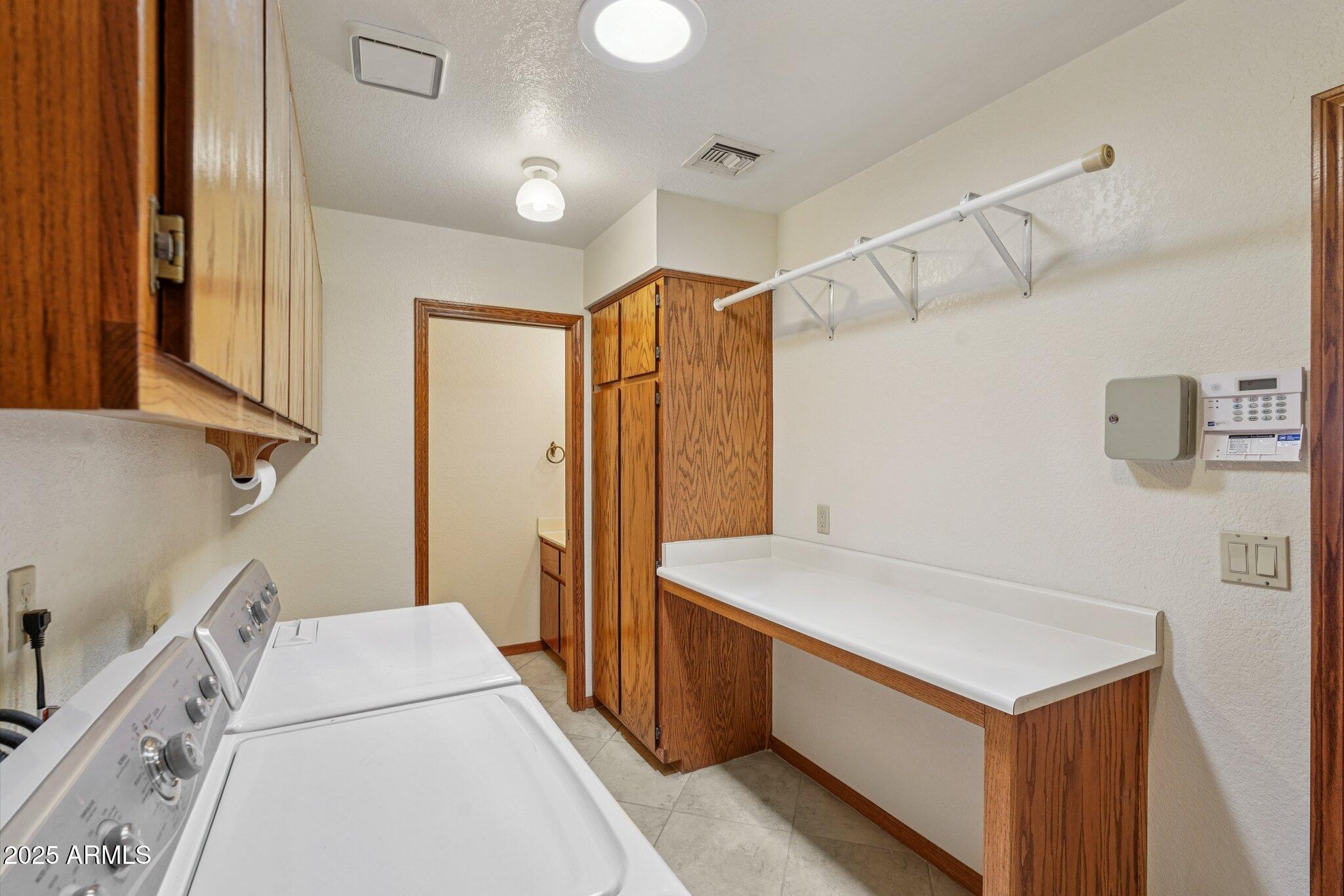 8511 W VIA MONTOYA Drive