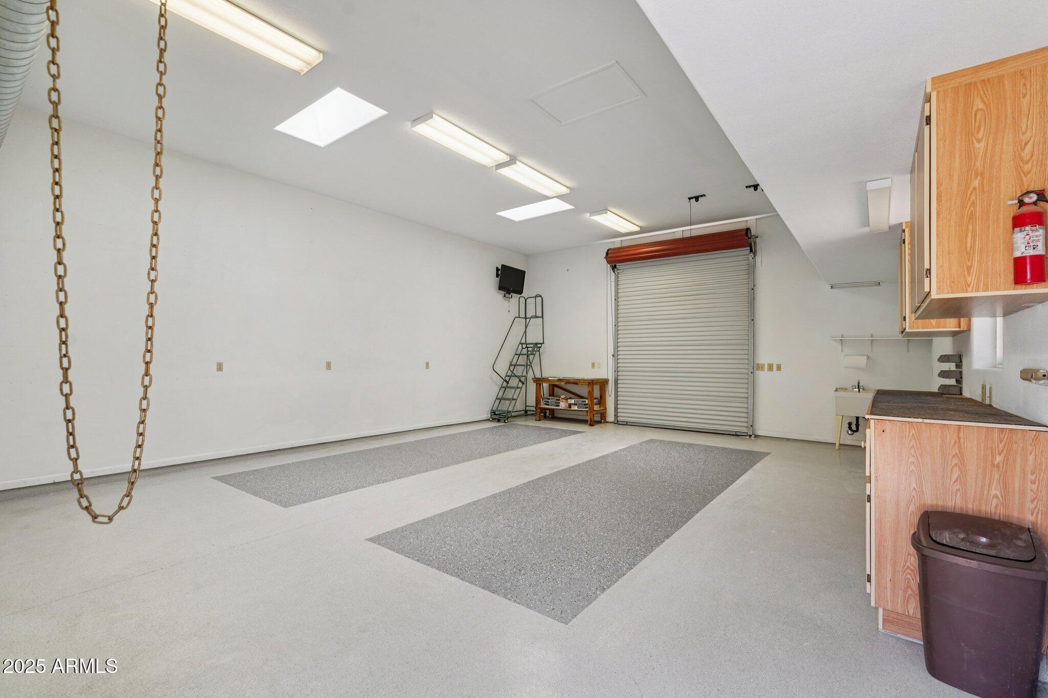 8511 W VIA MONTOYA Drive