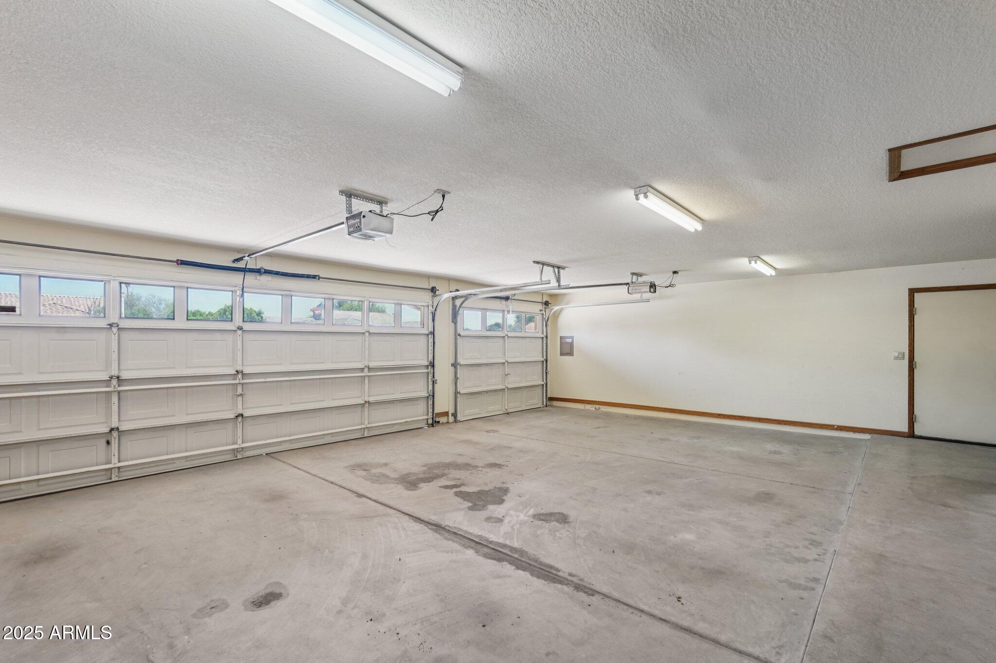 8511 W VIA MONTOYA Drive