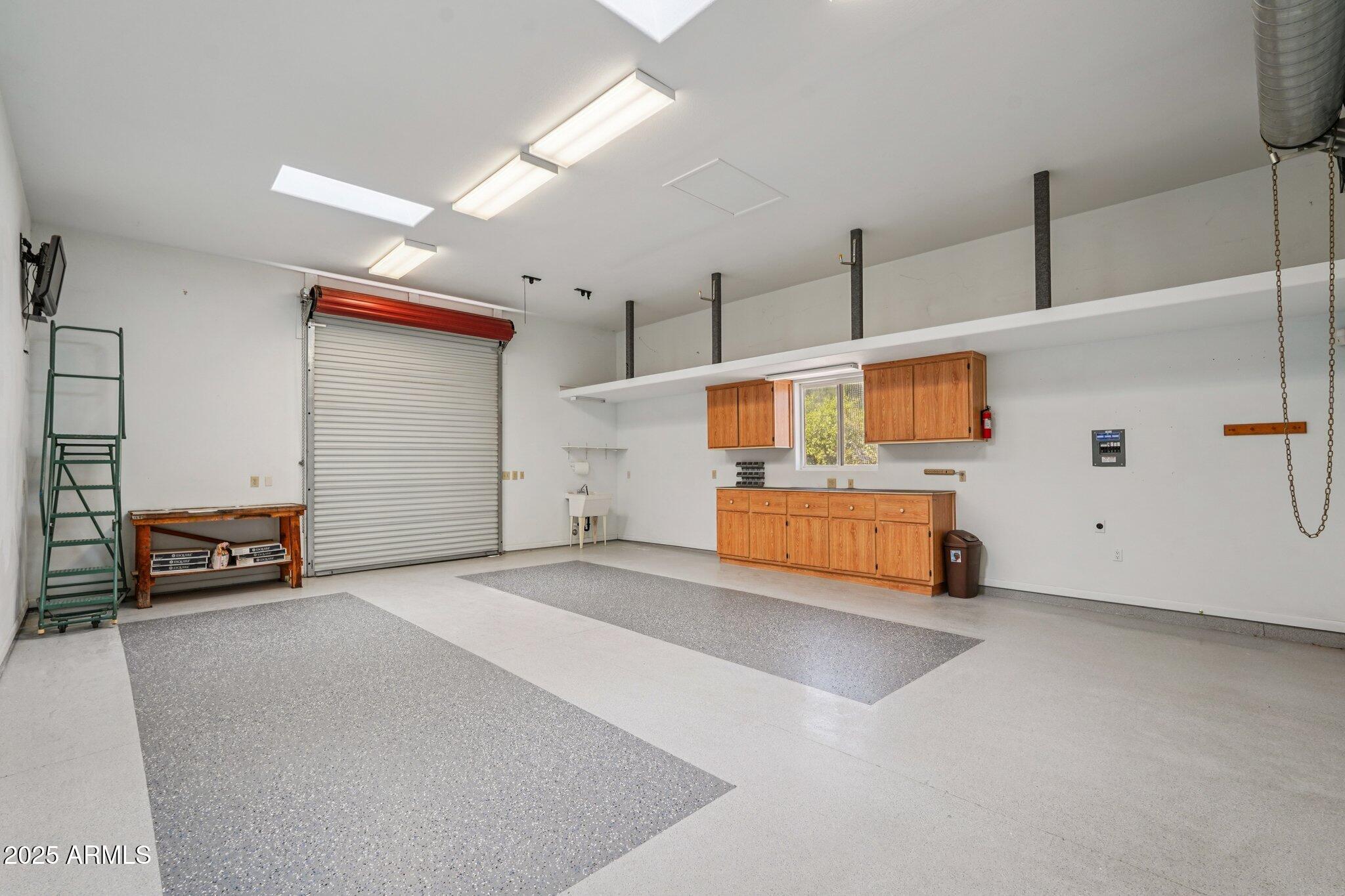 8511 W VIA MONTOYA Drive