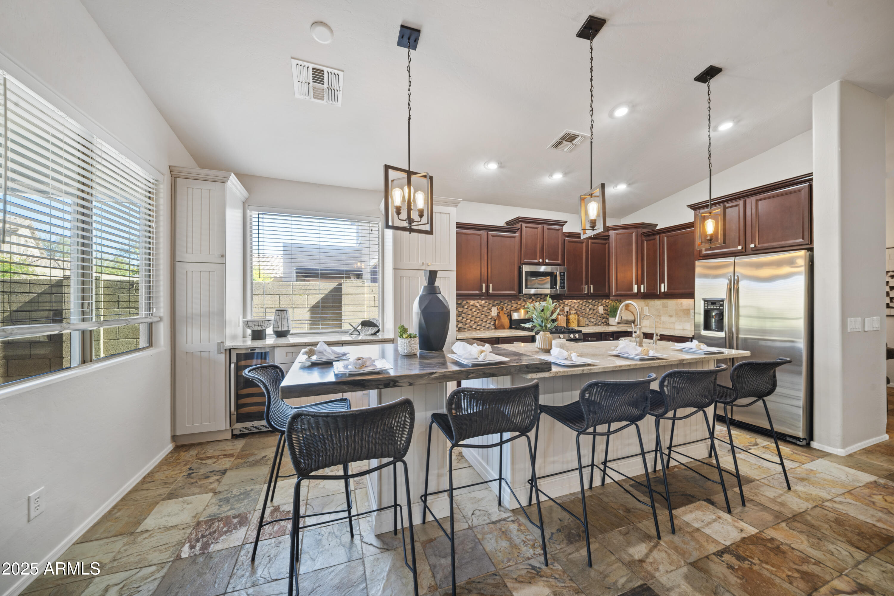 4524 W STONEMAN Drive