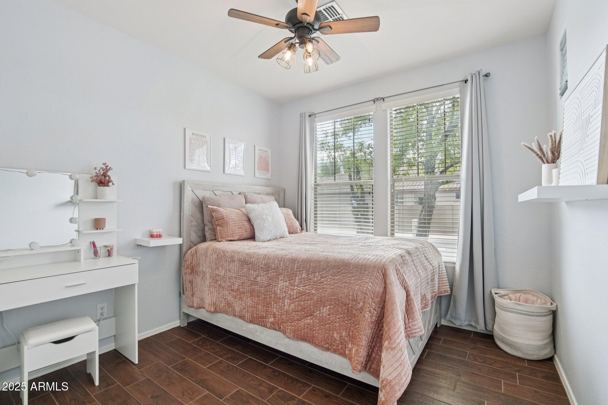 4524 W STONEMAN Drive