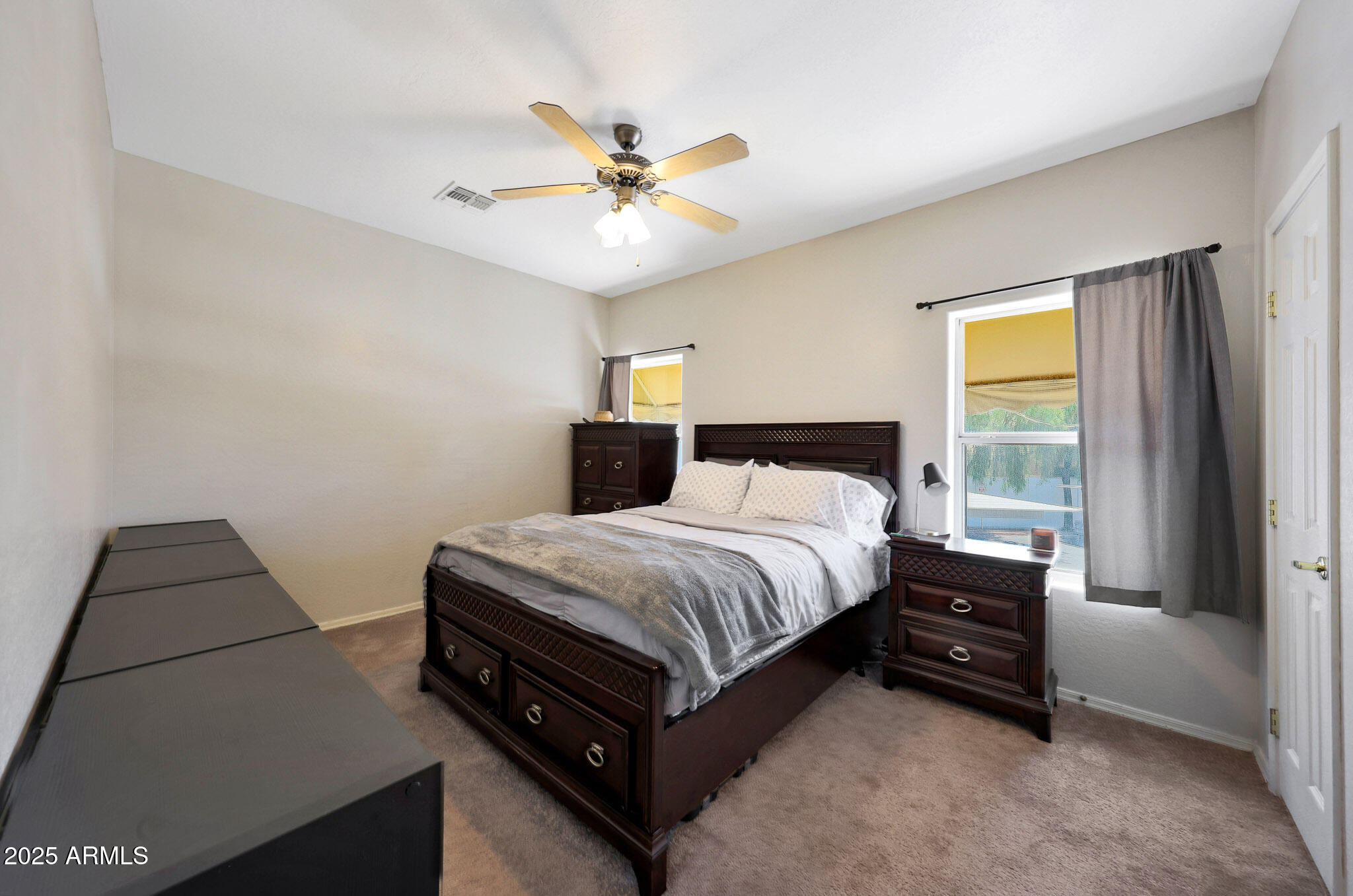 2950 W LOUISE Drive, 207