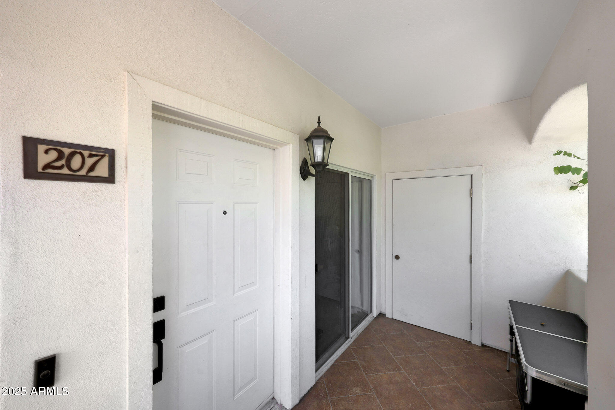 2950 W LOUISE Drive, 207