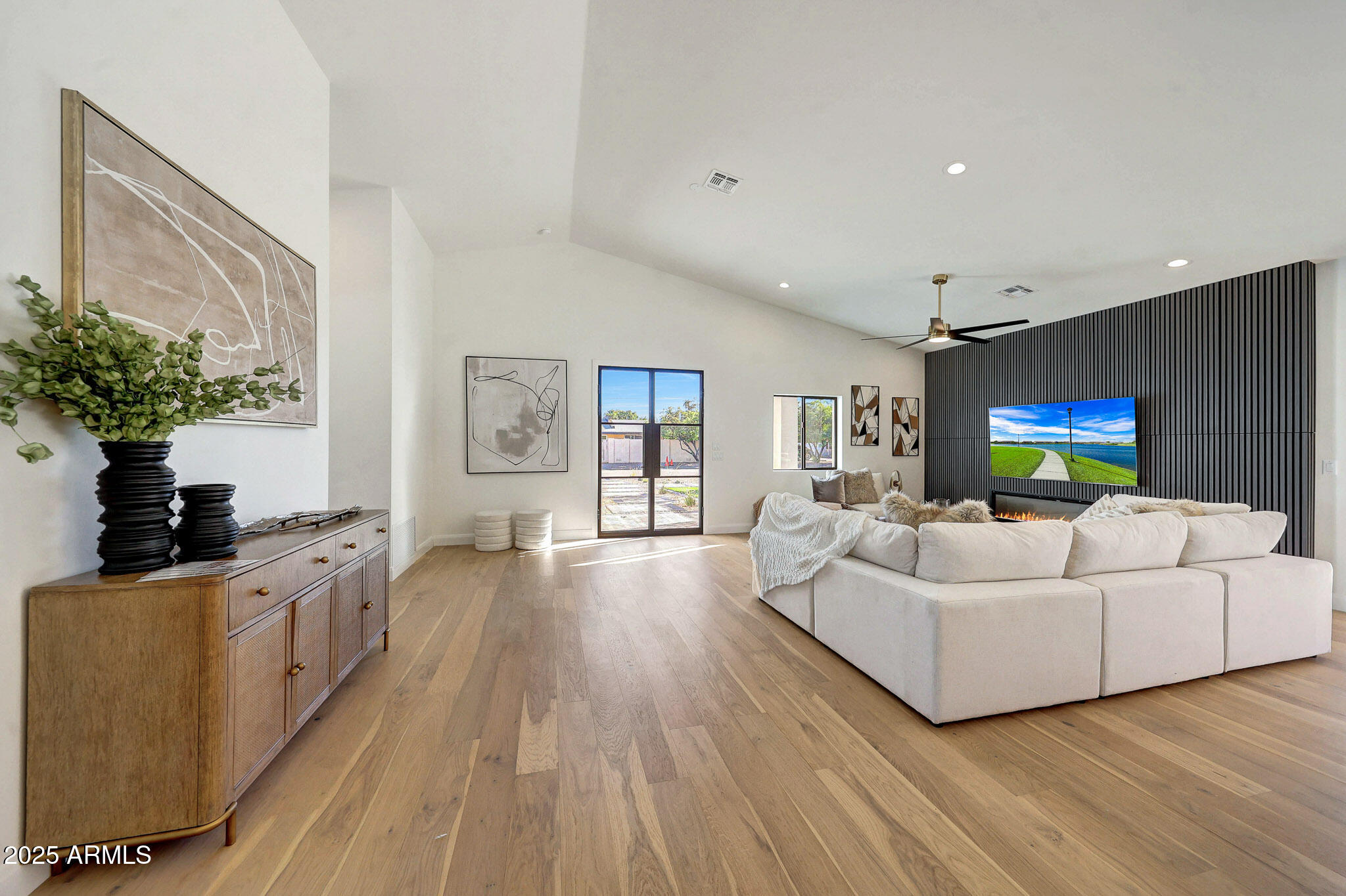 6050 E HOLLYHOCK Street