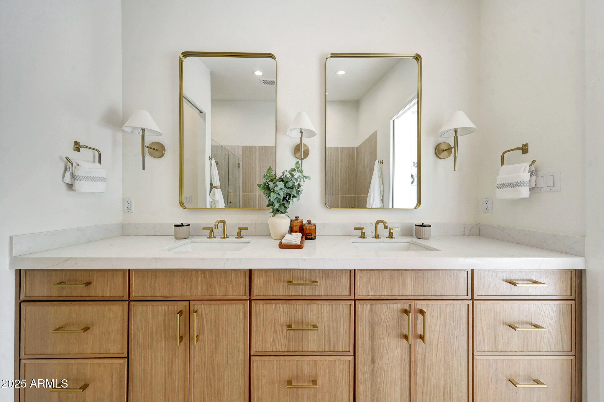 6050 E HOLLYHOCK Street