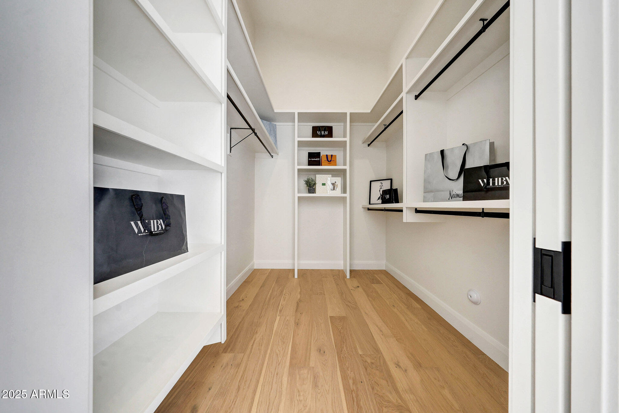 6050 E HOLLYHOCK Street