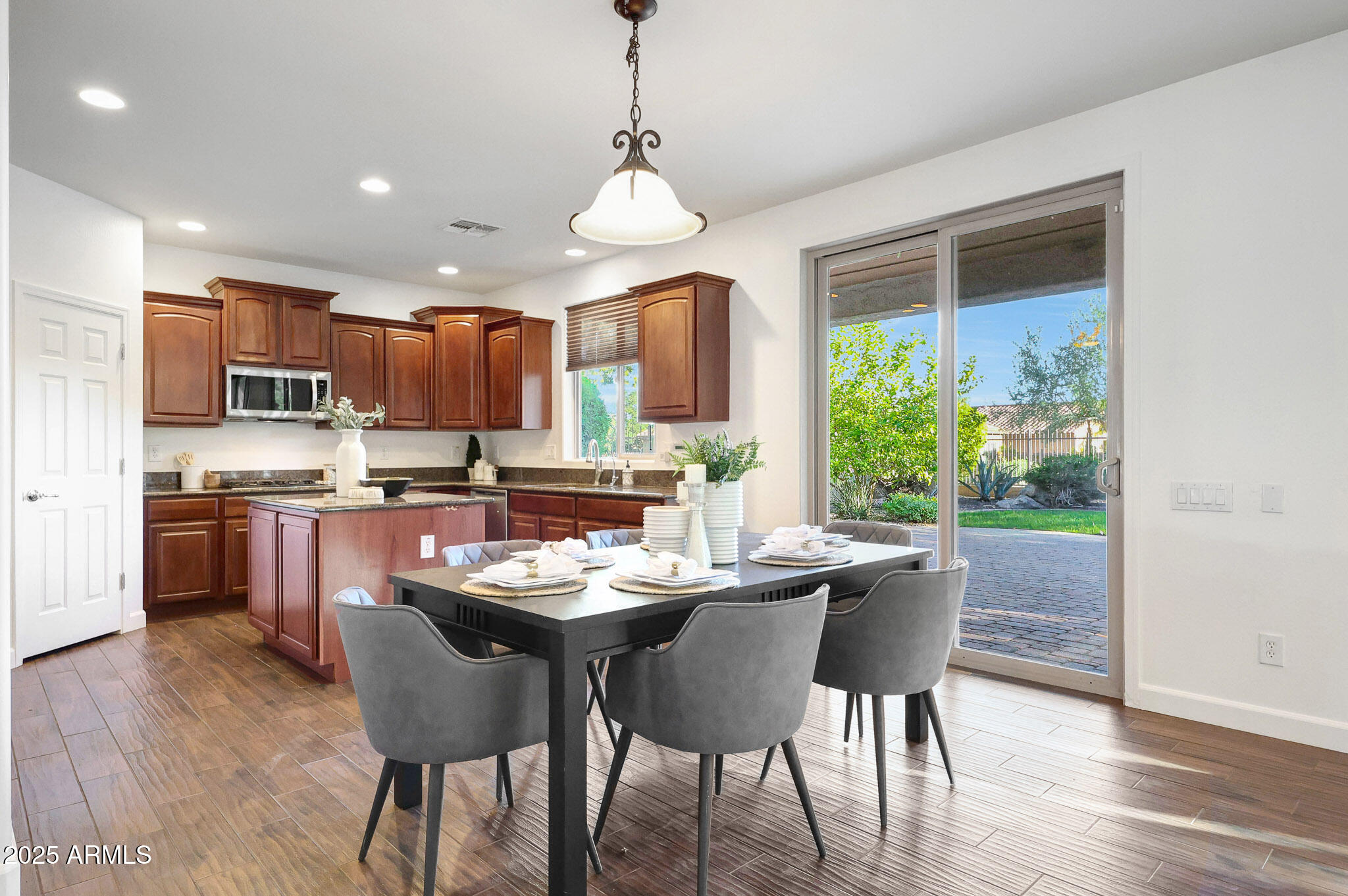 5535 W TOMBSTONE Trail